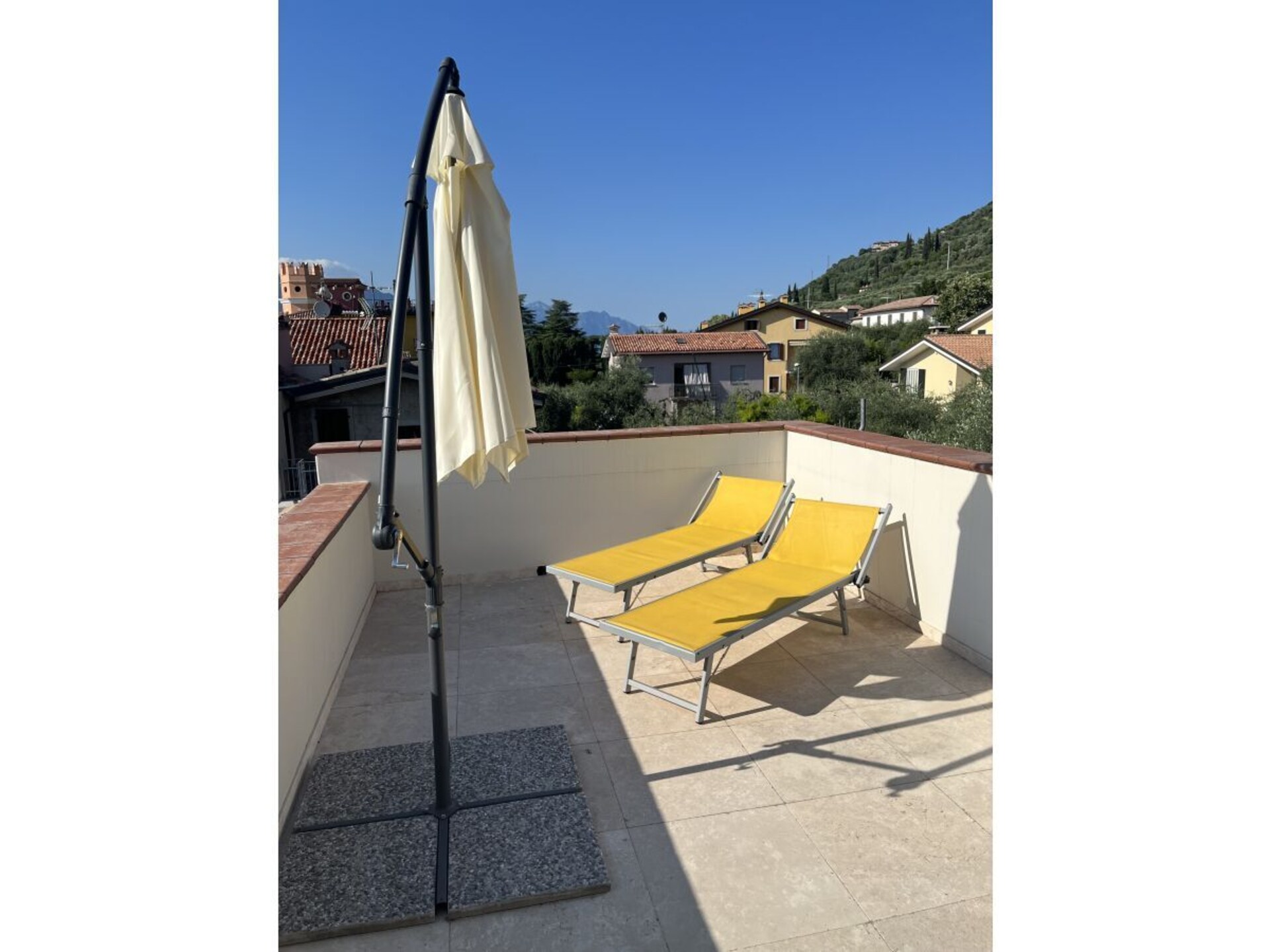 Luxe Appartement met Dakterras en Uitzicht bij Torri del Benaco - foto 6