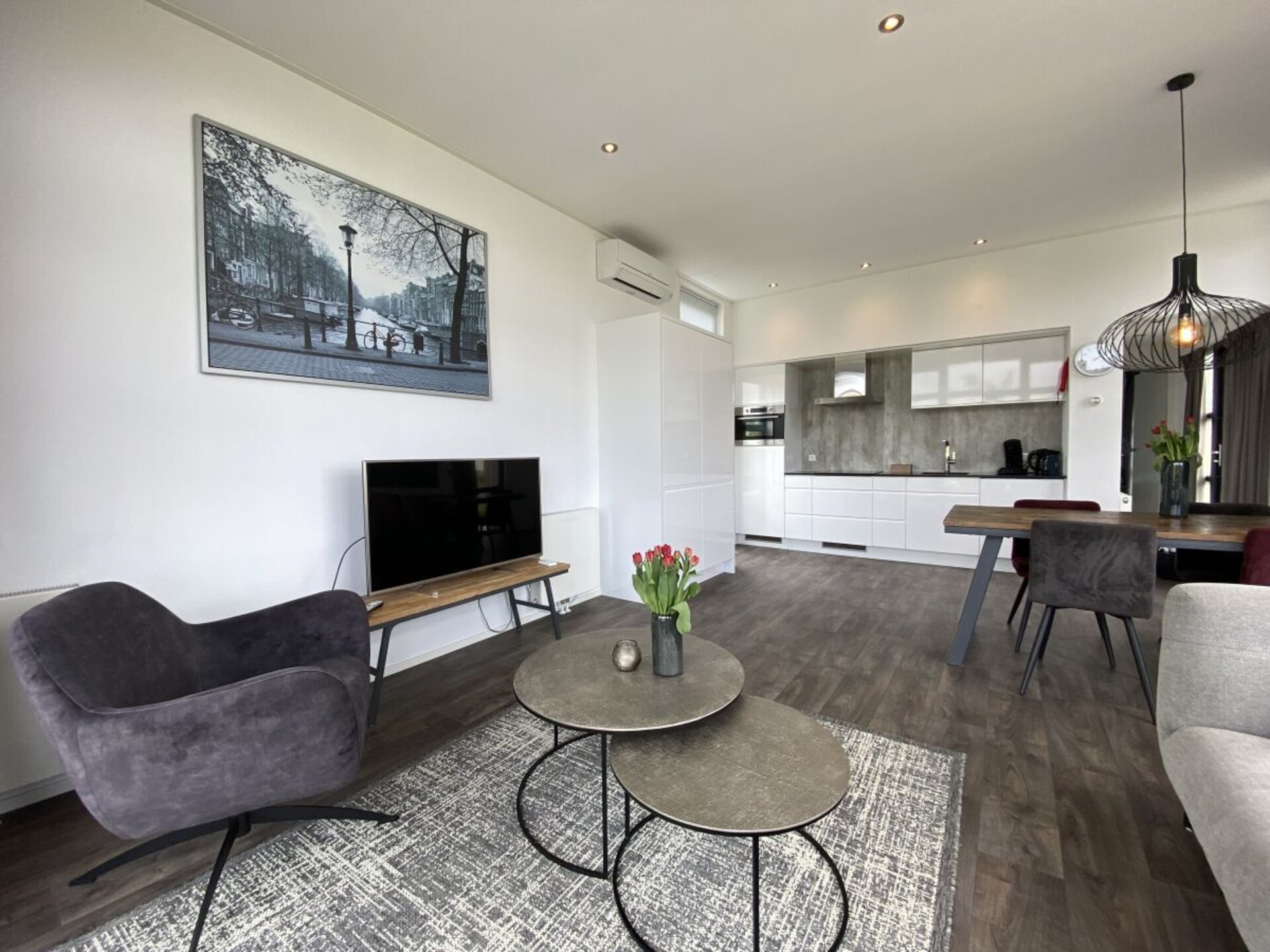 Modern waterchalet met privésteiger in Olburgen – ideaal voor gezinnen en hondenliefhebbers - foto 11
