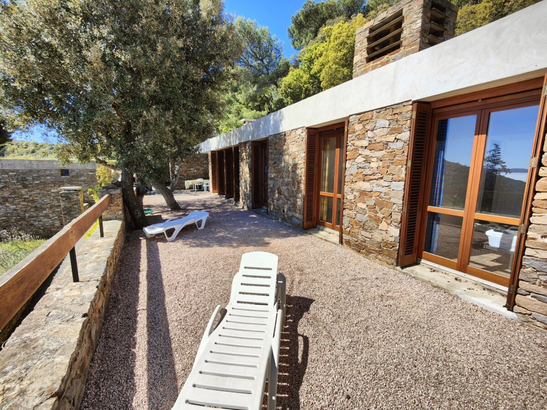 Ruime bungalow met zeezicht en groot terras in Bormes-les-Mimosas - foto 3