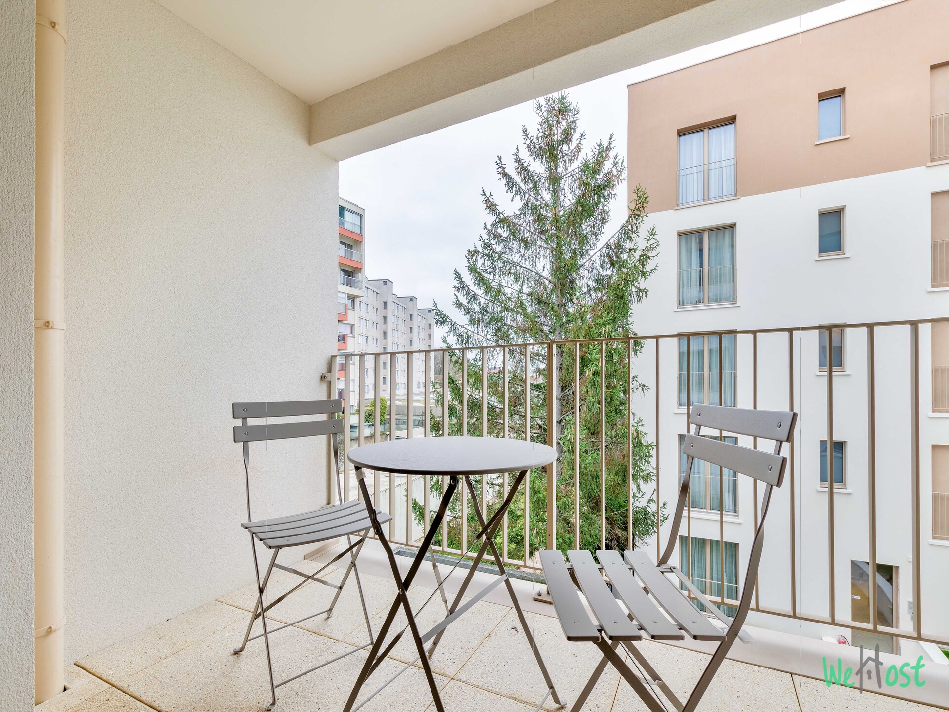 Modern appartement met balkon en parkeerplaats nabij Parijs en Disneyland - foto 2