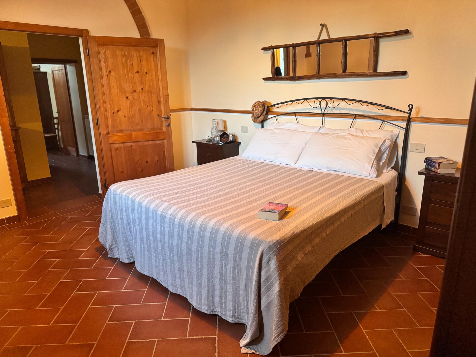 14-persoons vakantiehuis met privézwembad in Castiglion Fiorentino - foto 24