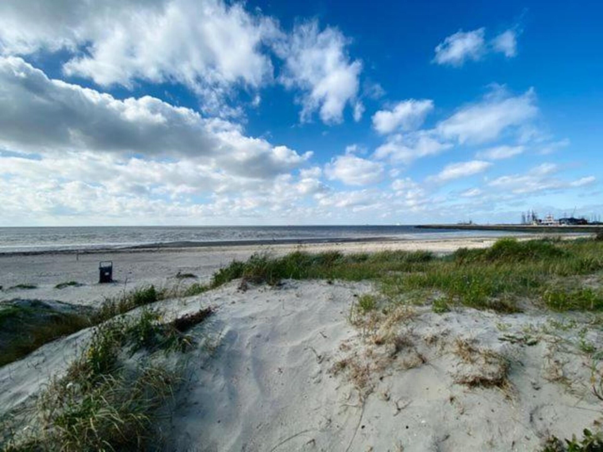 Knus chalet in Friesland nabij Waddenzee met zwembad en tennisbaan - foto 34