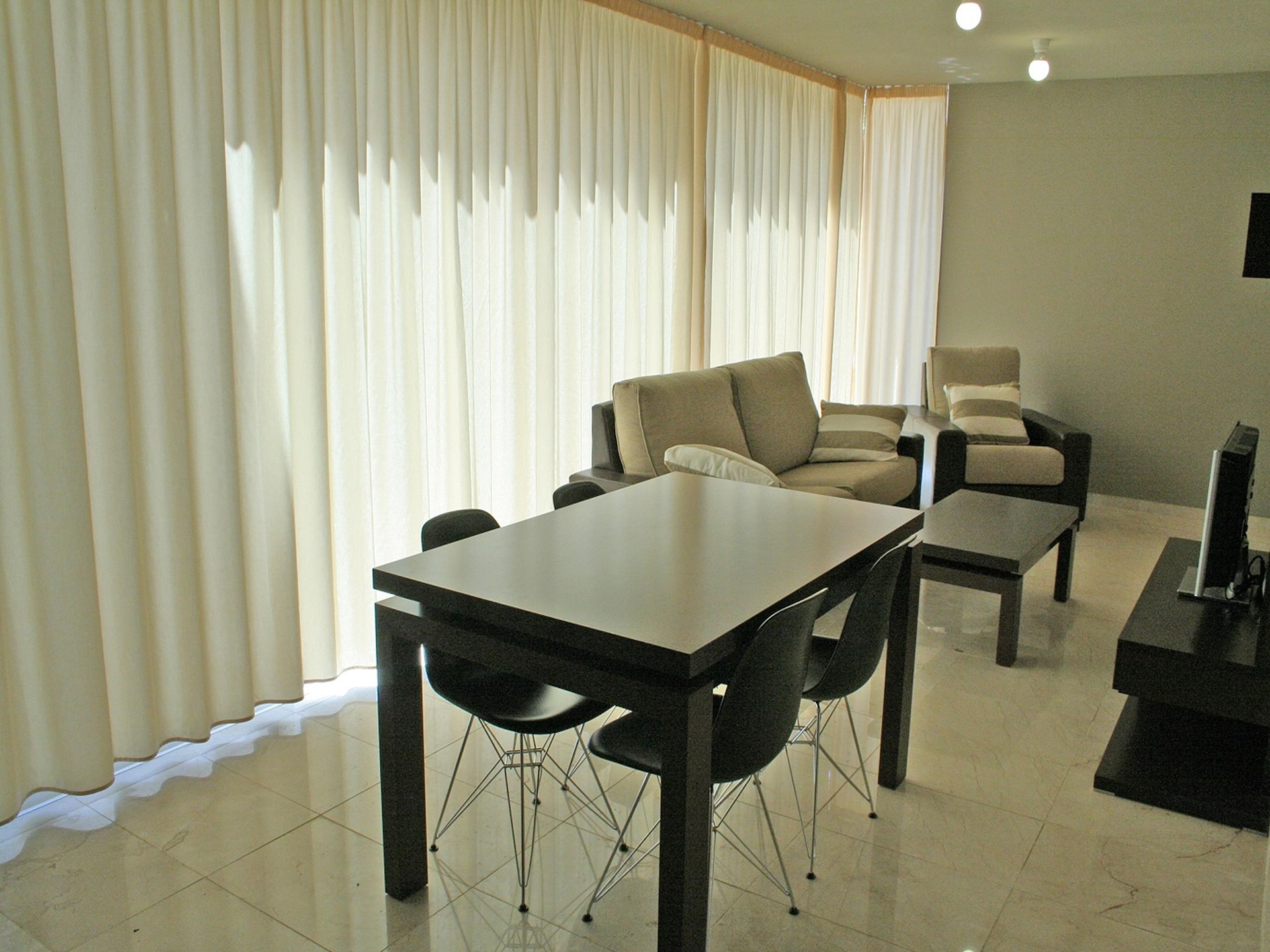 Op 1,0 km van het strand: Modern appartement in L' Escala · 2 pers. - foto 3