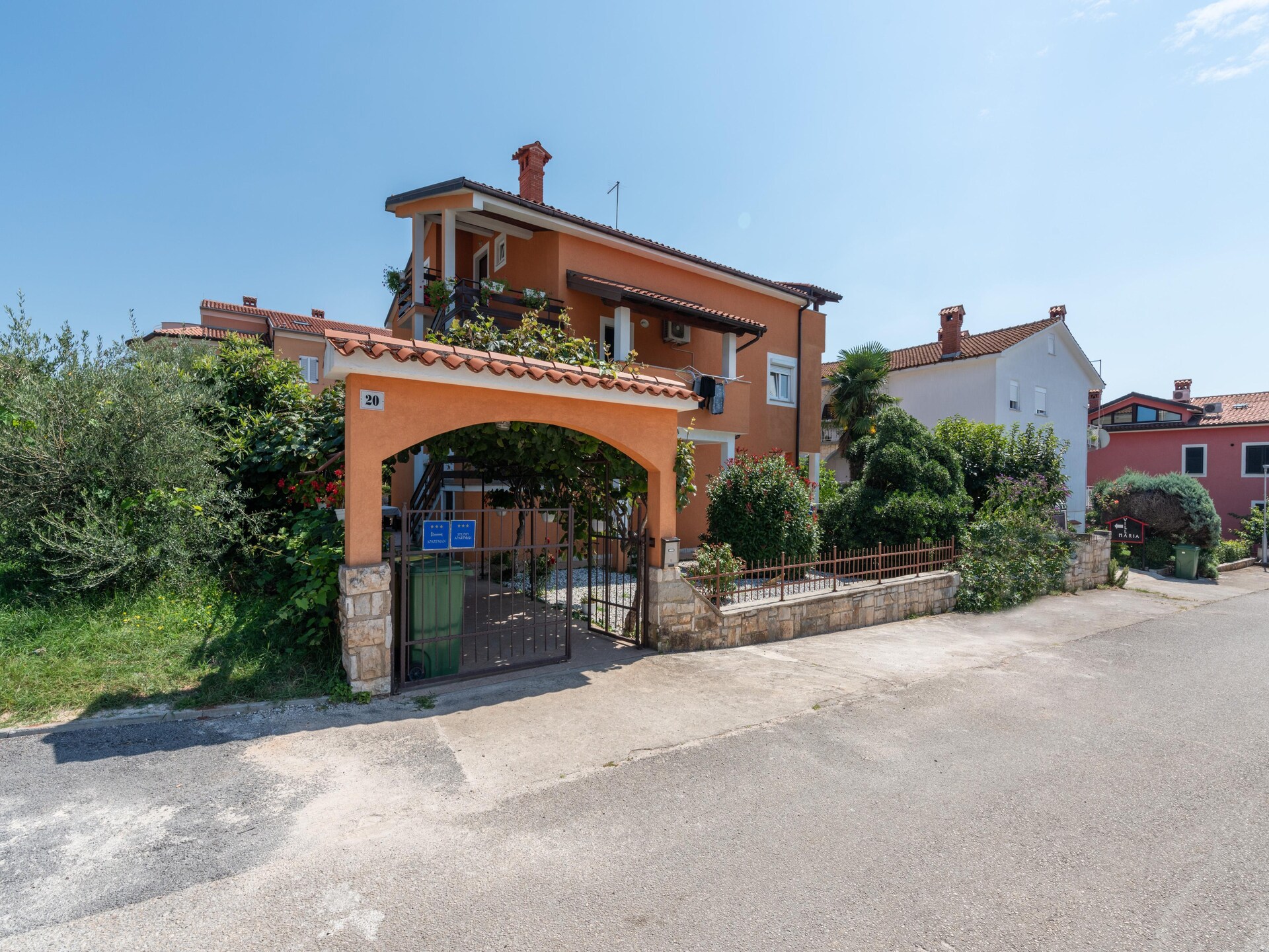 Knusse vrijstaande villa voor 3 in het hart van Novigrad, vlakbij zee - foto 5