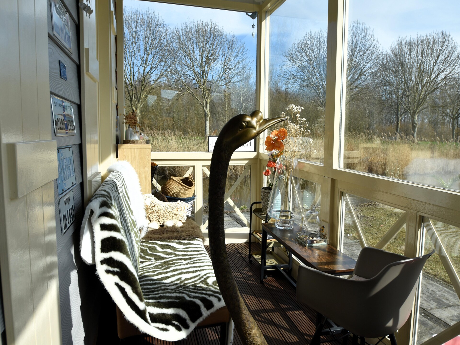 Watervilla 51: Luxe vakantiehuis aan het water in Simonshaven - foto 25