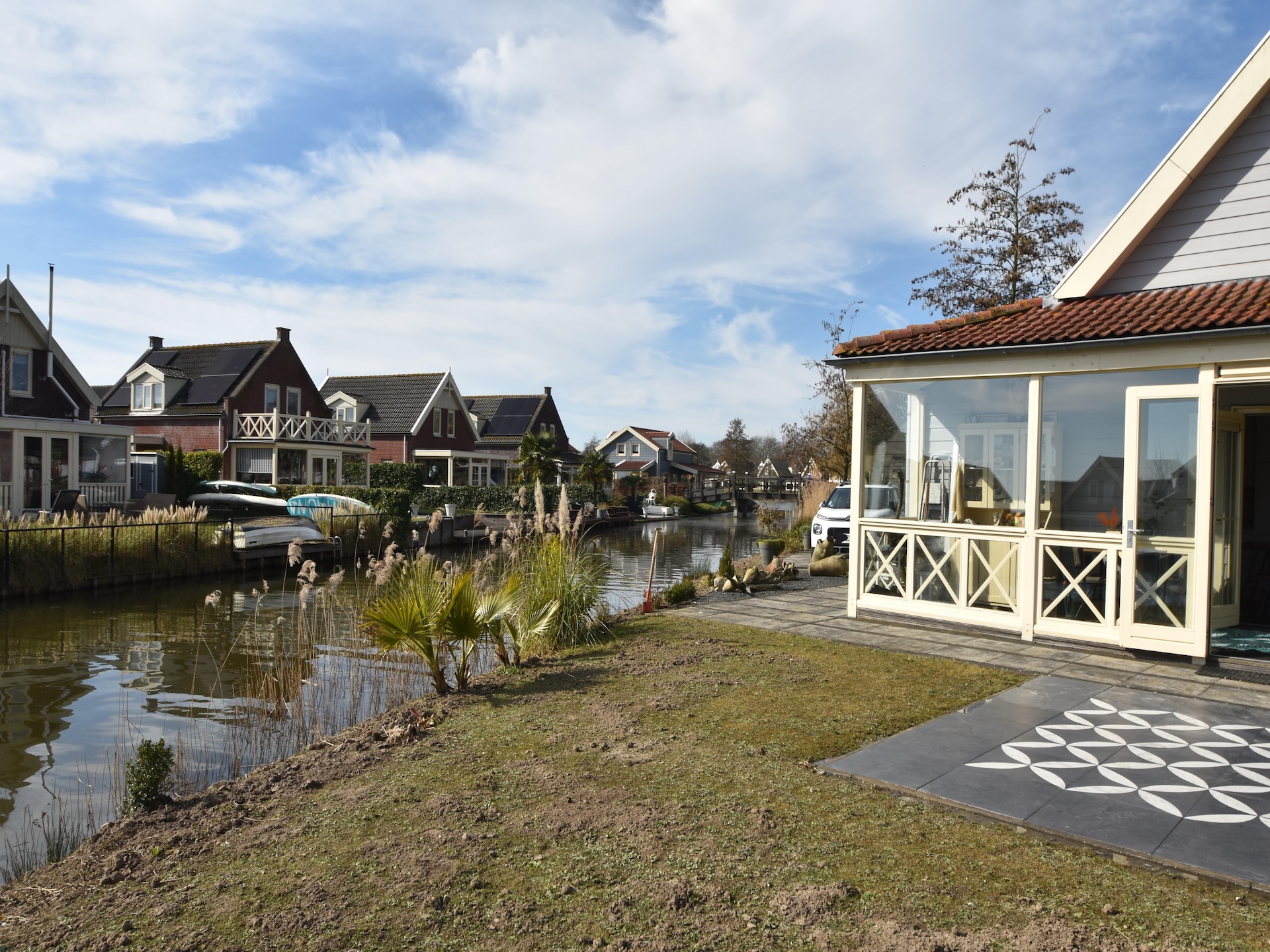Watervilla 51: Luxe vakantiehuis aan het water in Simonshaven - foto 26