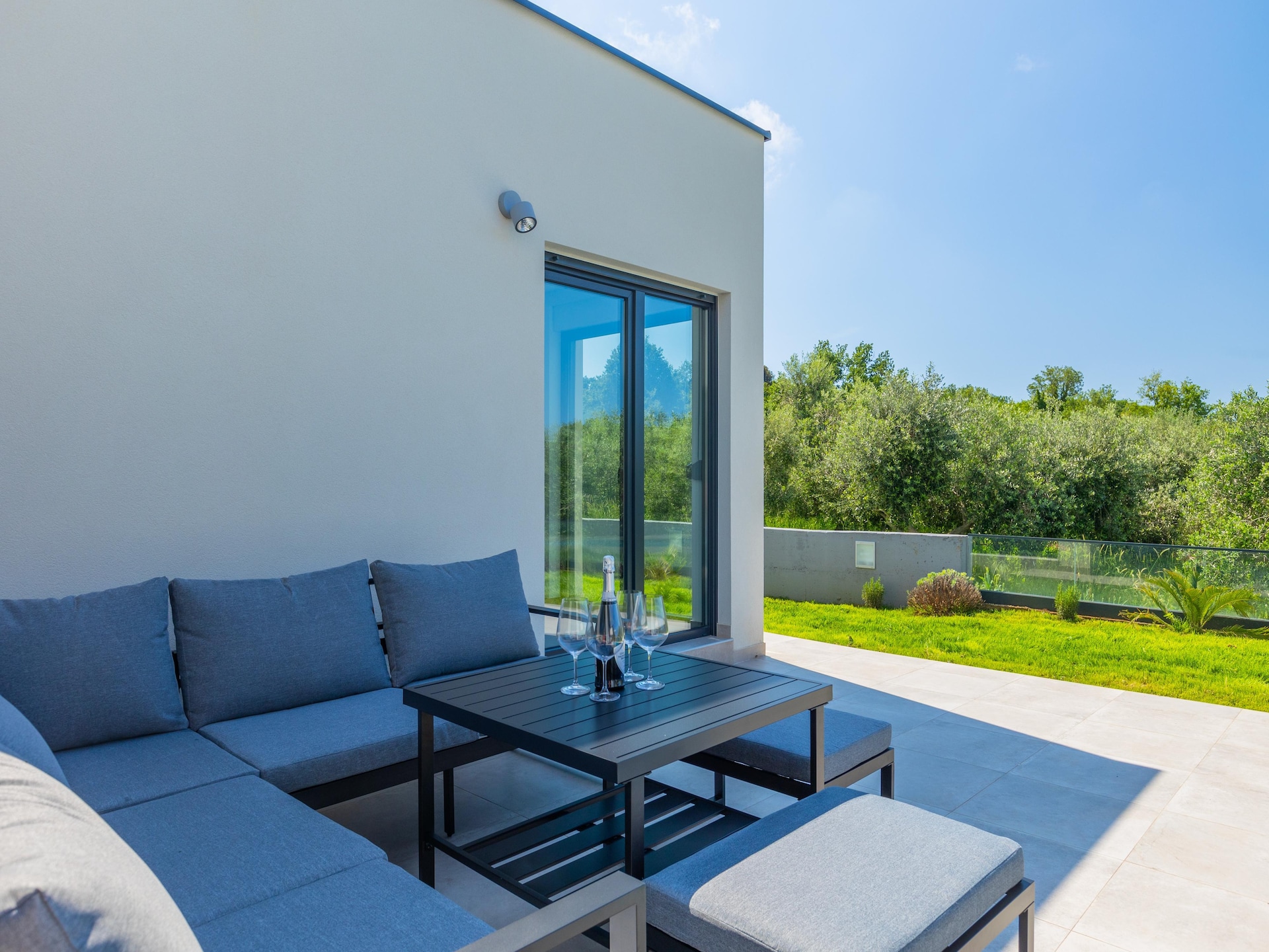8-persoons villa in het centrum van Ližnjan op 800m van zee - foto 23