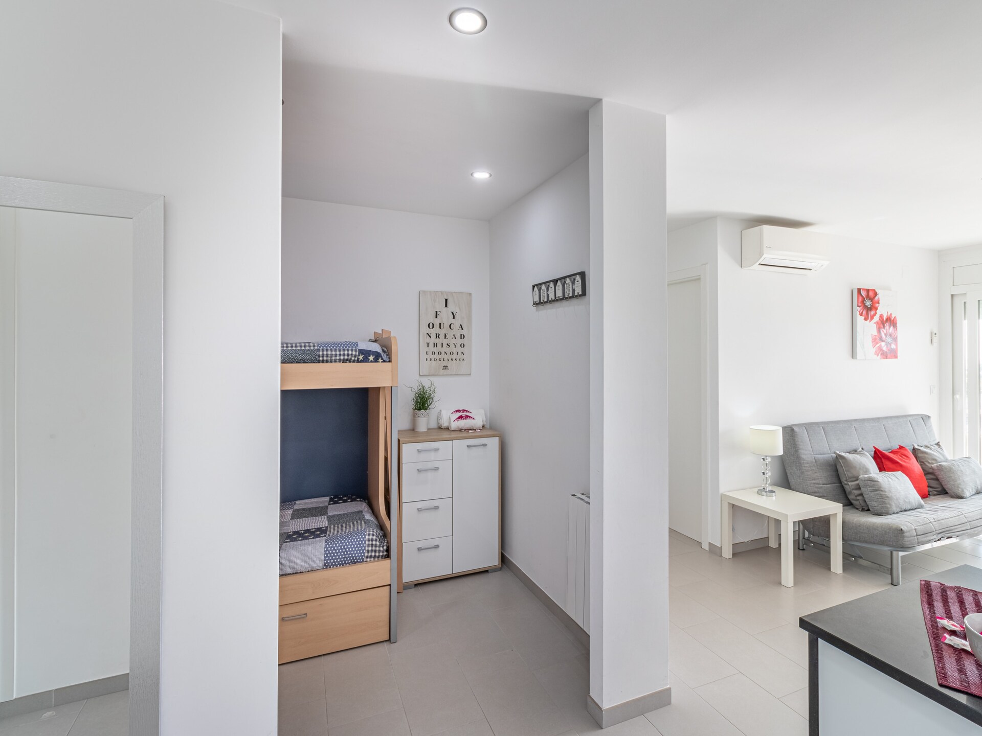 Modern appartement met zeezicht en terras aan de golfbaan in Empuriabrava - foto 22