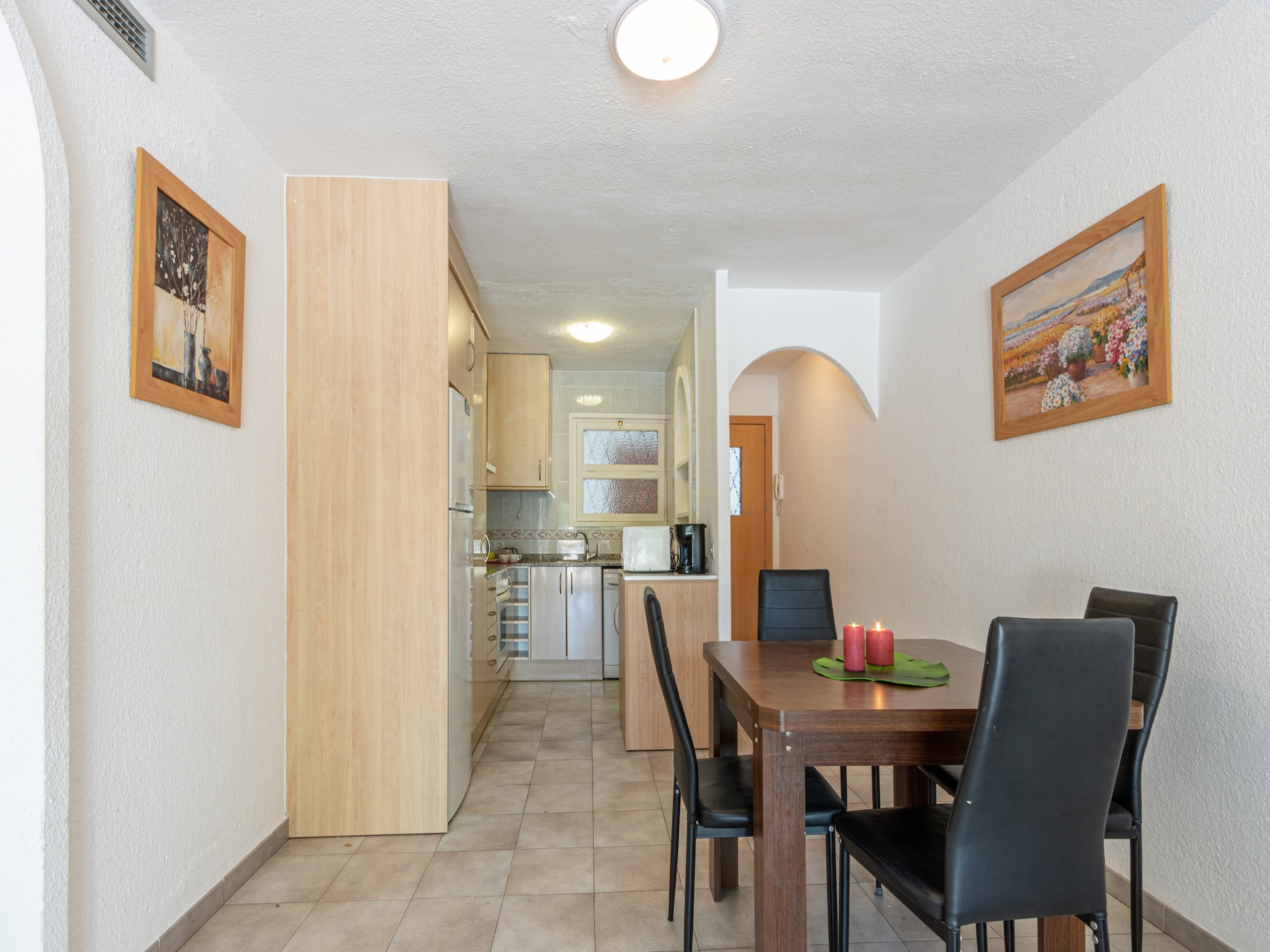 Op 350 m van het strand: Licht appartement in Empuriabrava - foto 10