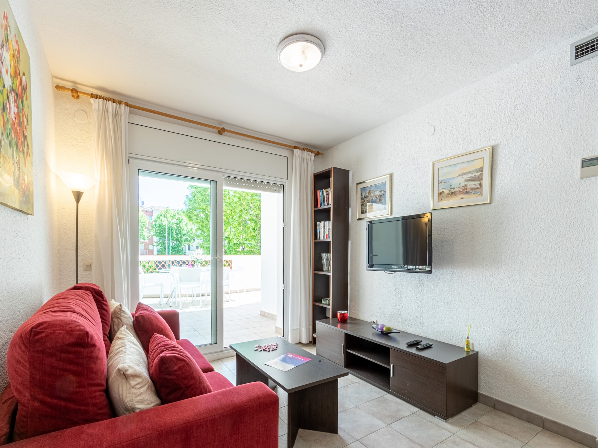 Op 350 m van het strand: Licht appartement in Empuriabrava - foto 13