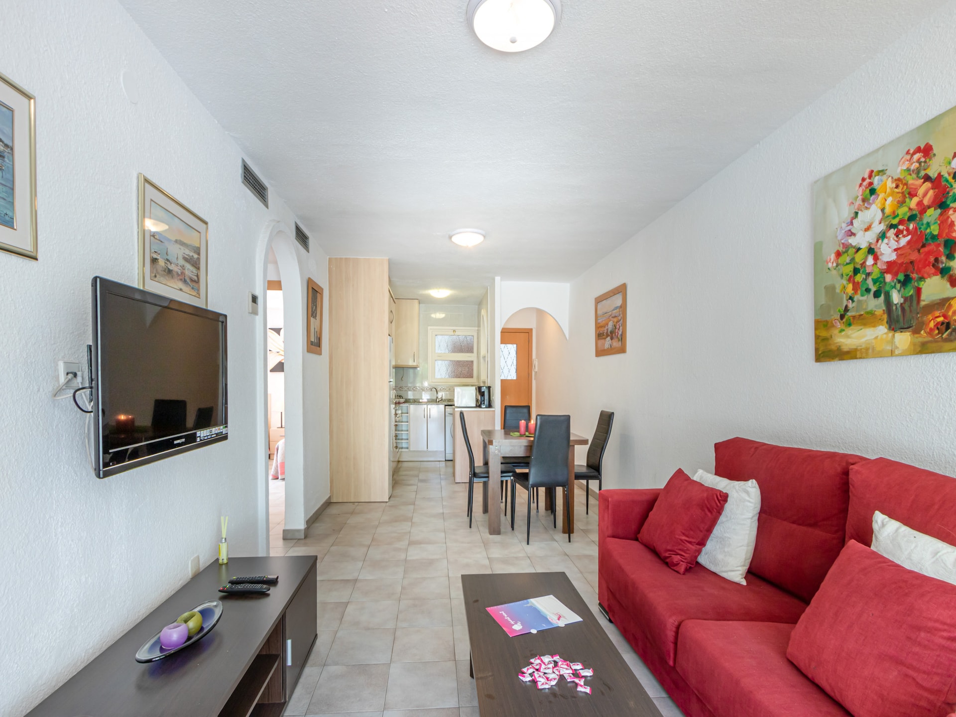 Op 350 m van het strand: Licht appartement in Empuriabrava - foto 14