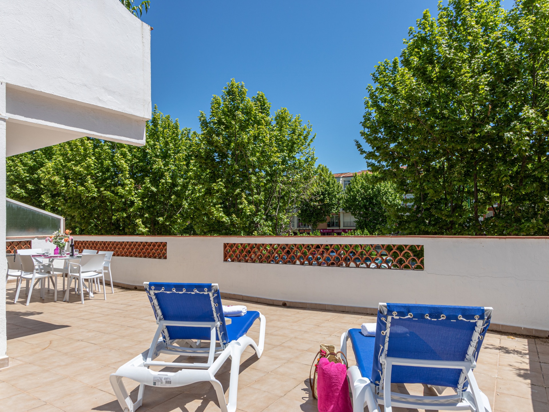 Op 350 m van het strand: Licht appartement in Empuriabrava - foto 30