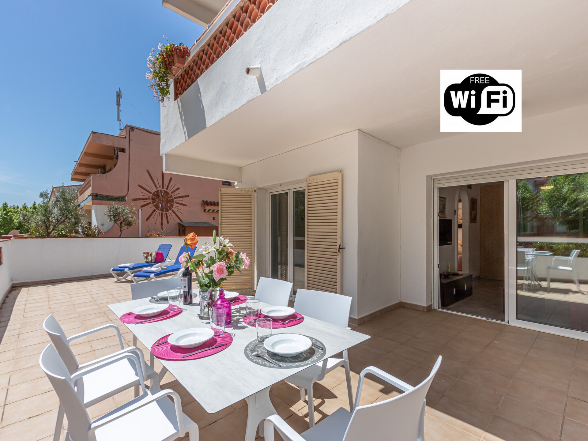 Op 350 m van het strand: Licht appartement in Empuriabrava - foto 29