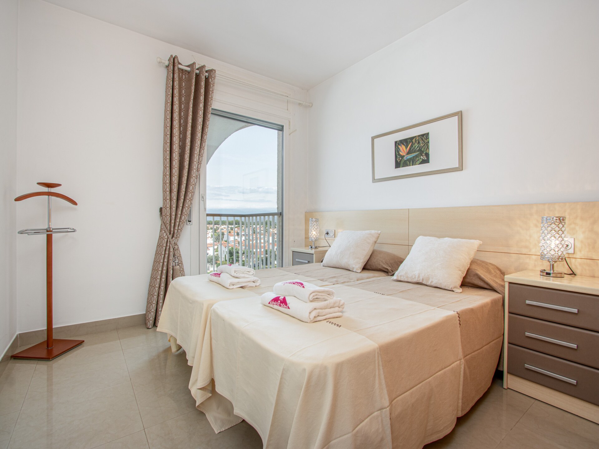 Ruim appartement met zeezicht en terras aan de golfbaan in Empuriabrava - foto 24