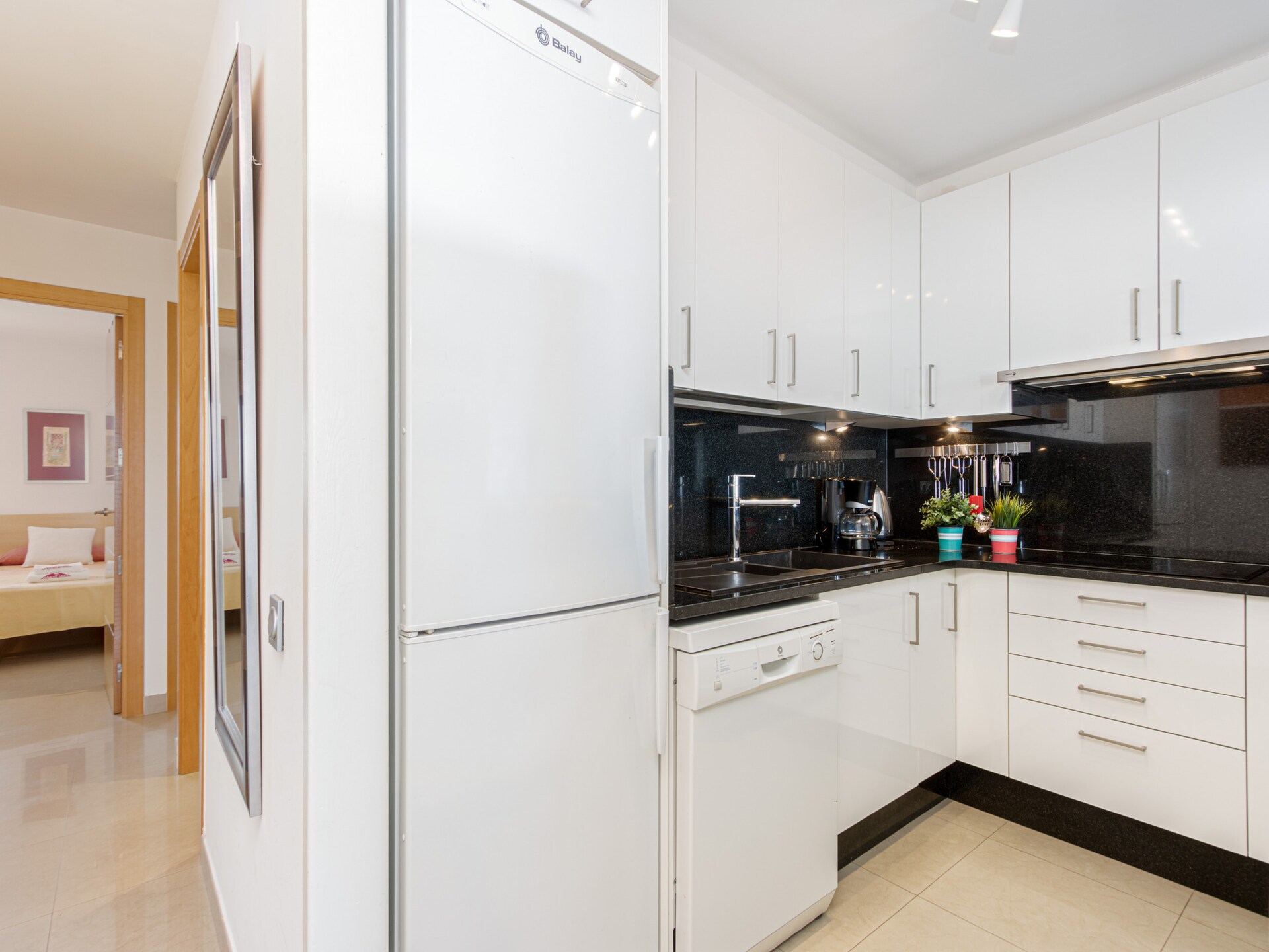 Ruim appartement met zeezicht en terras aan de golfbaan in Empuriabrava - foto 16