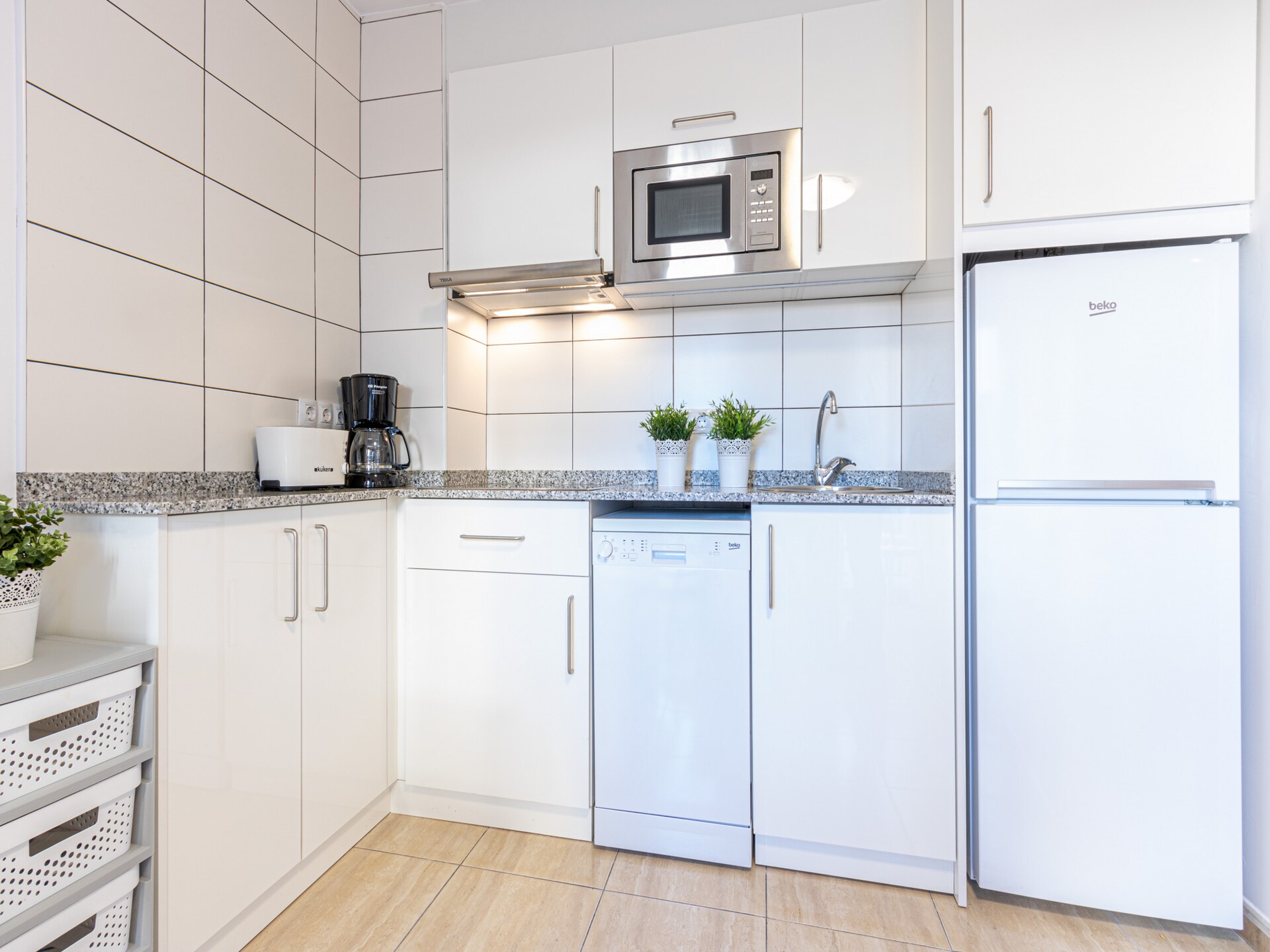 4-persoons modern appartement direct aan het strand in Rosas - foto 5