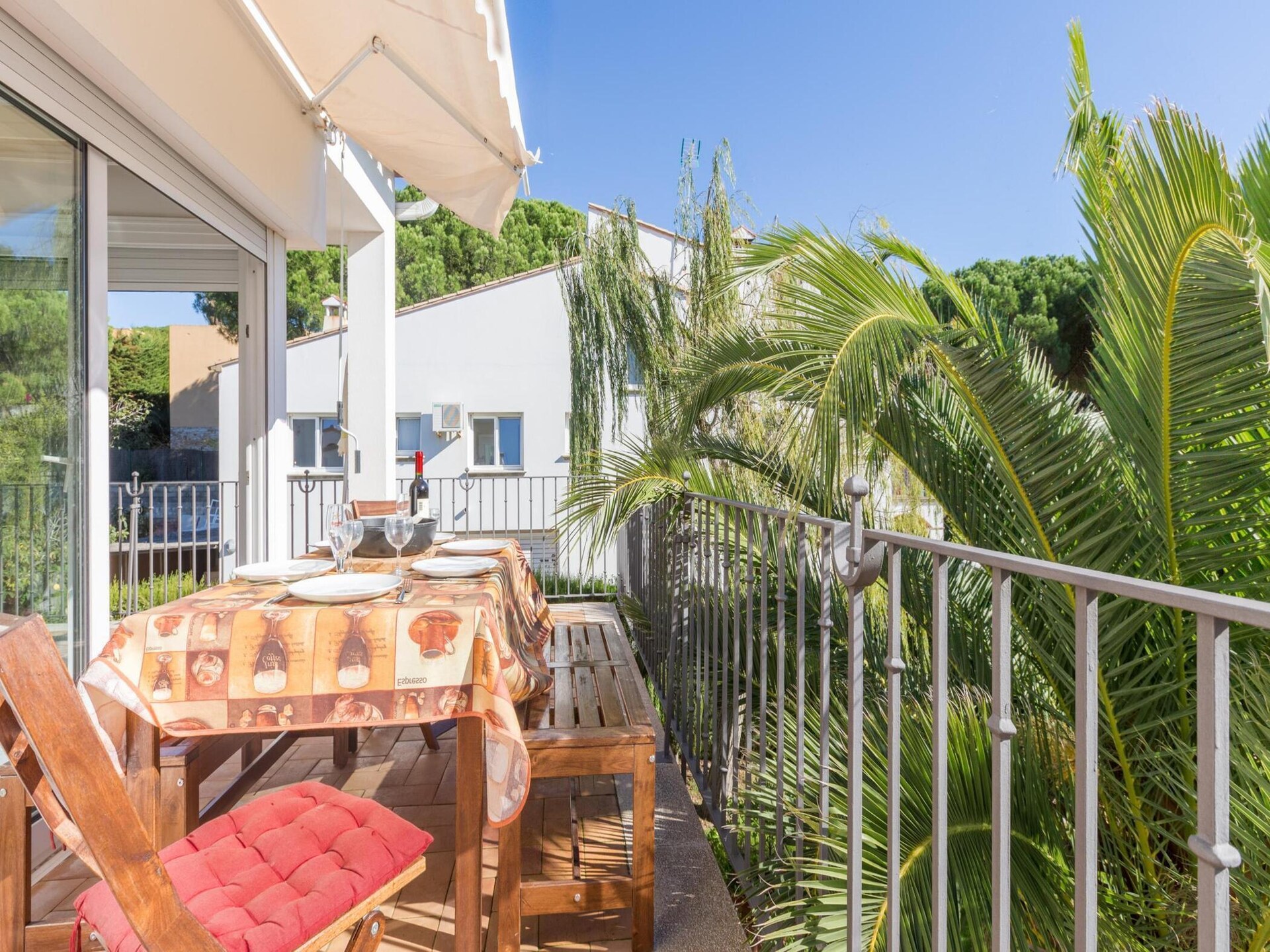 Centraal gelegen villa in Calella de Palafrugell nabij het strand - foto 17