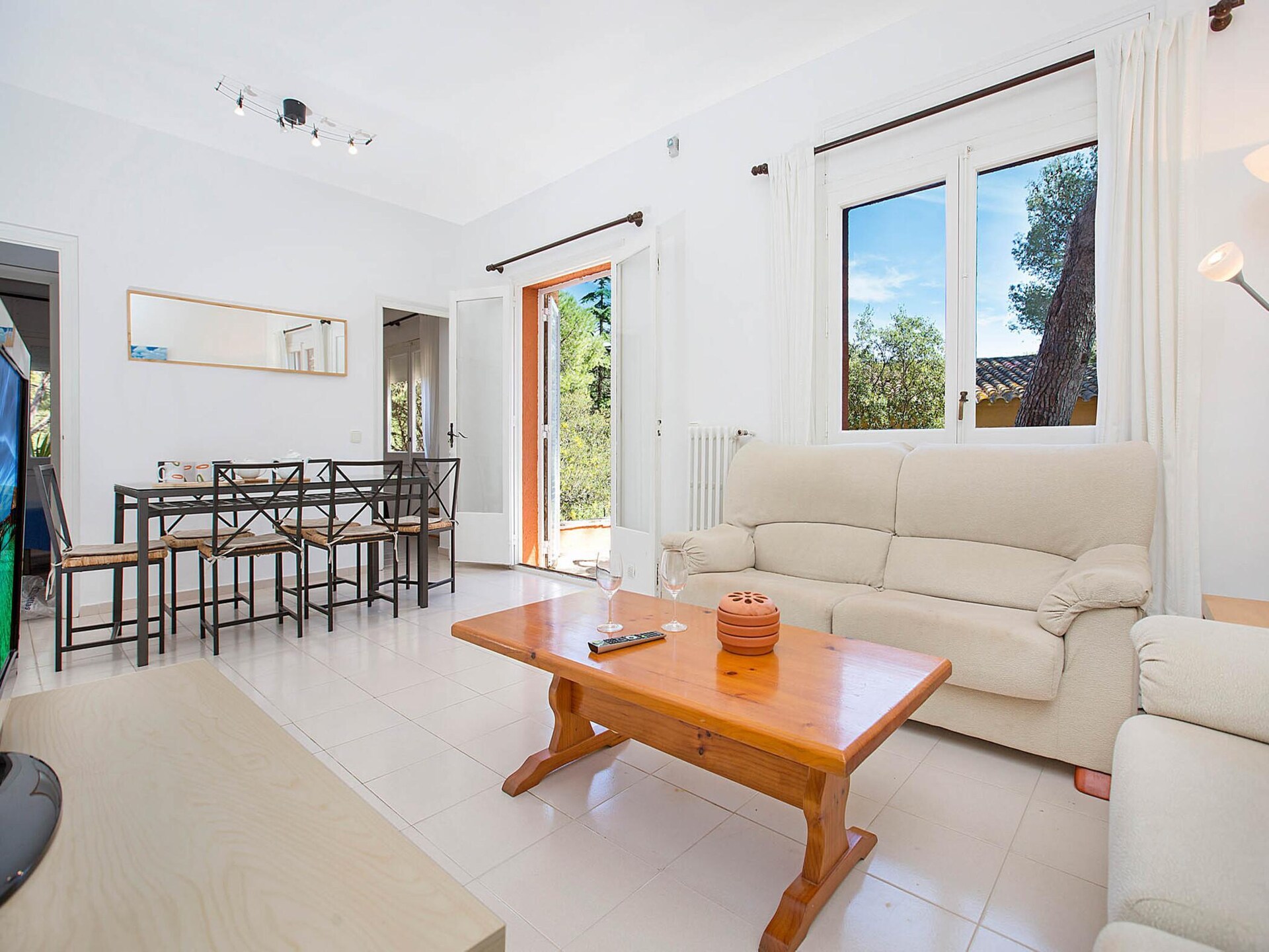 Carena Pl: Ruim appartement aan de Costa Brava, 300m van strand en centrum - foto 2