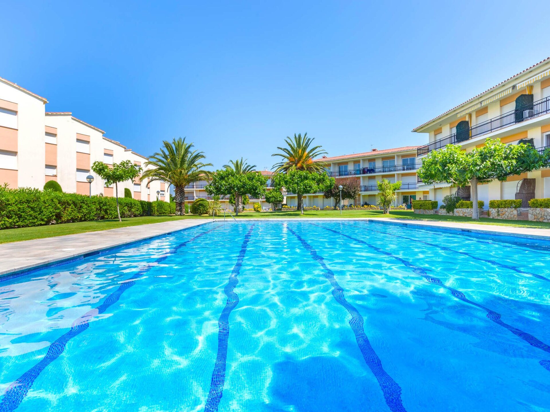 Rustiek appartement aan de Costa Brava met tuin, vlakbij zee en strand - foto 12