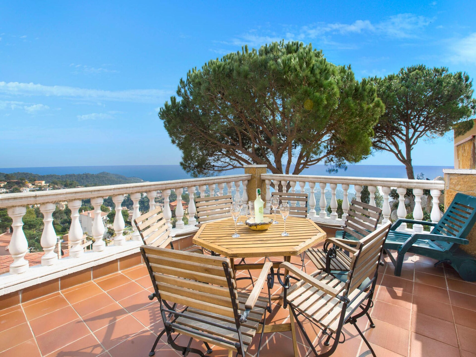 Villa Crisantemo: Ruim vakantiehuis met privézwembad en zeezicht nabij Lloret de Mar - foto 16