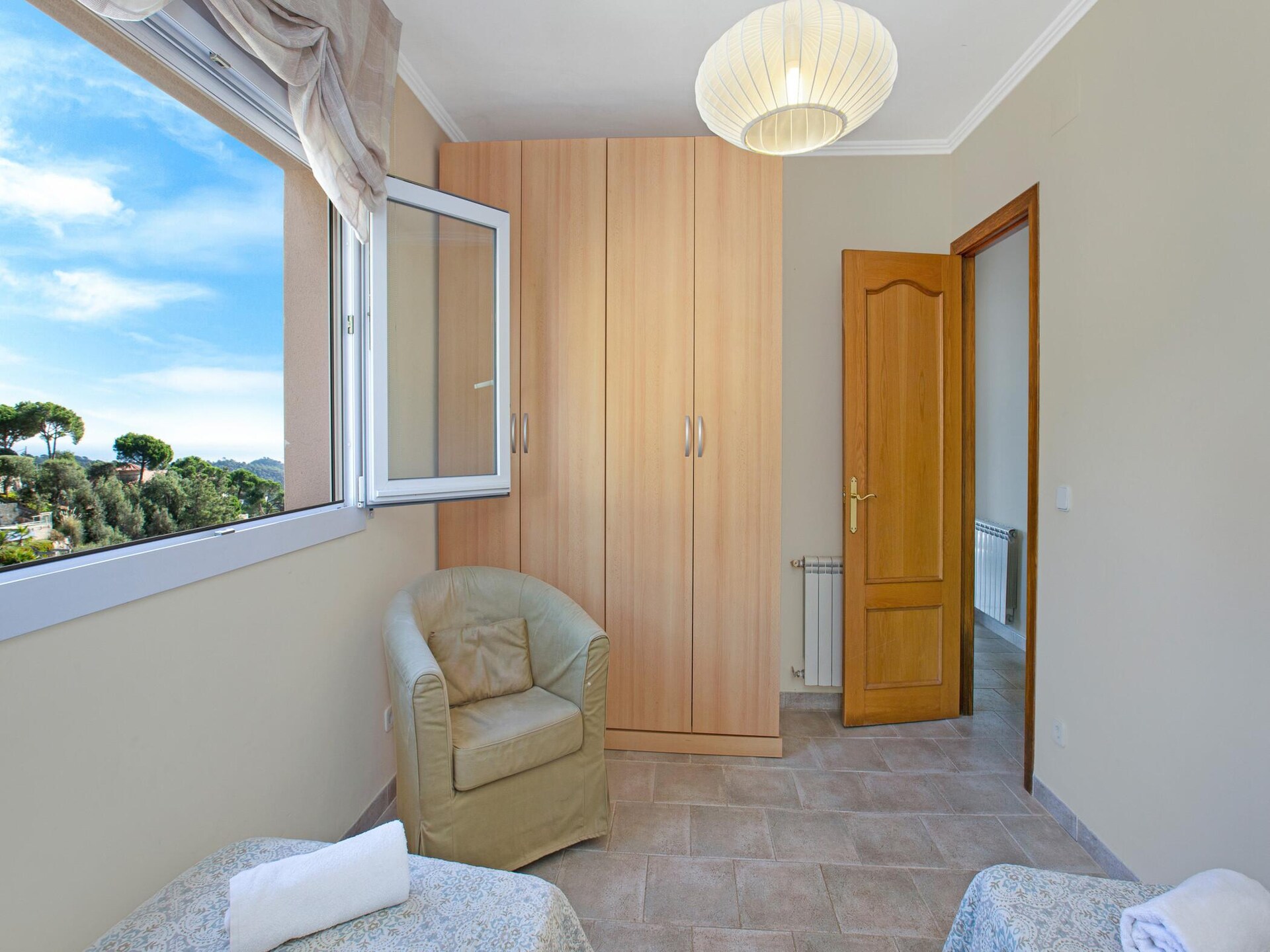 Ruime villa met privézwembad en zeezicht aan de golfbaan bij Lloret de Mar - foto 8