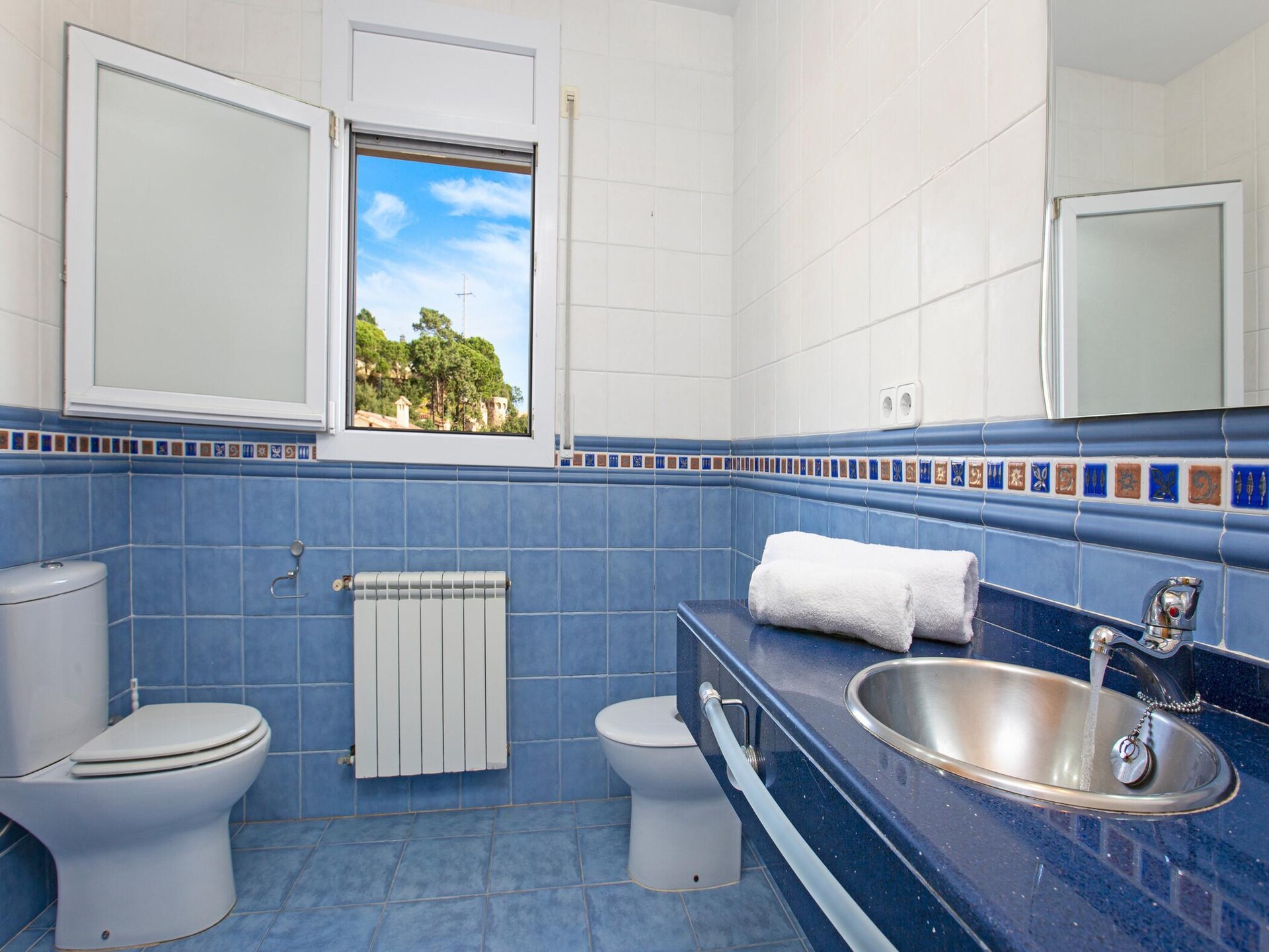 Ruime villa met privézwembad en zeezicht aan de golfbaan bij Lloret de Mar - foto 17