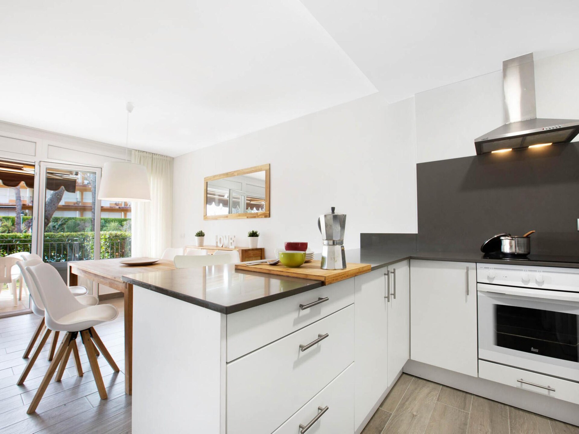 Comfortabel appartement met tuin en zwembad op 500m van het strand - foto 9