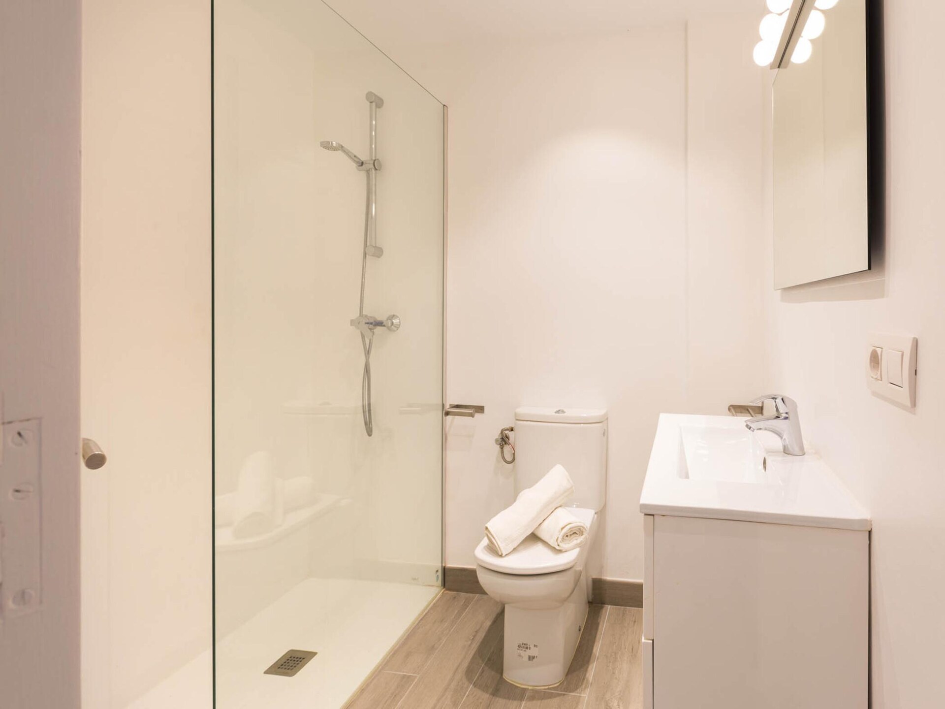 Comfortabel appartement met tuin en zwembad op 500m van het strand - foto 15
