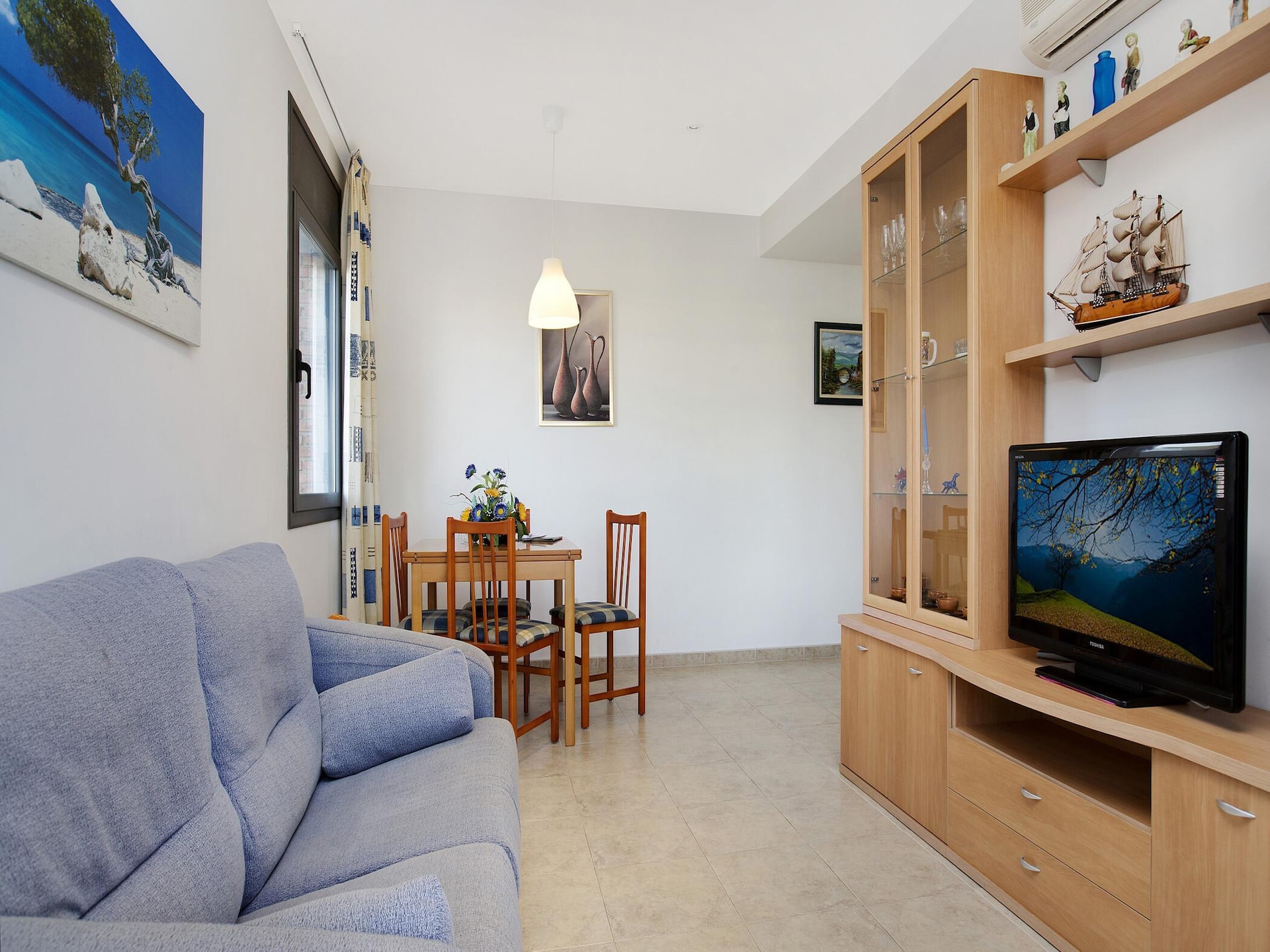 Centraal gelegen appartement in Lloret de Mar nabij het strand - foto 6