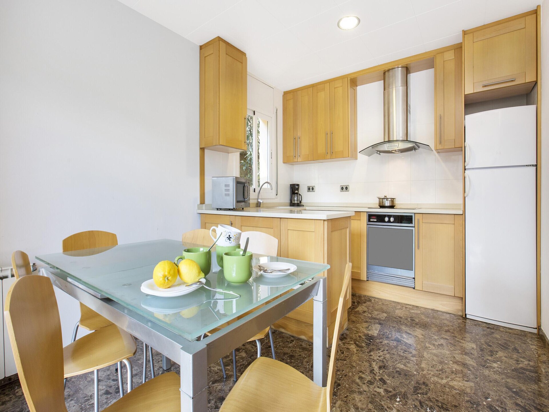 Op 400 m van het strand: gezellig appartement in centrum Lloret de Mar - foto 11