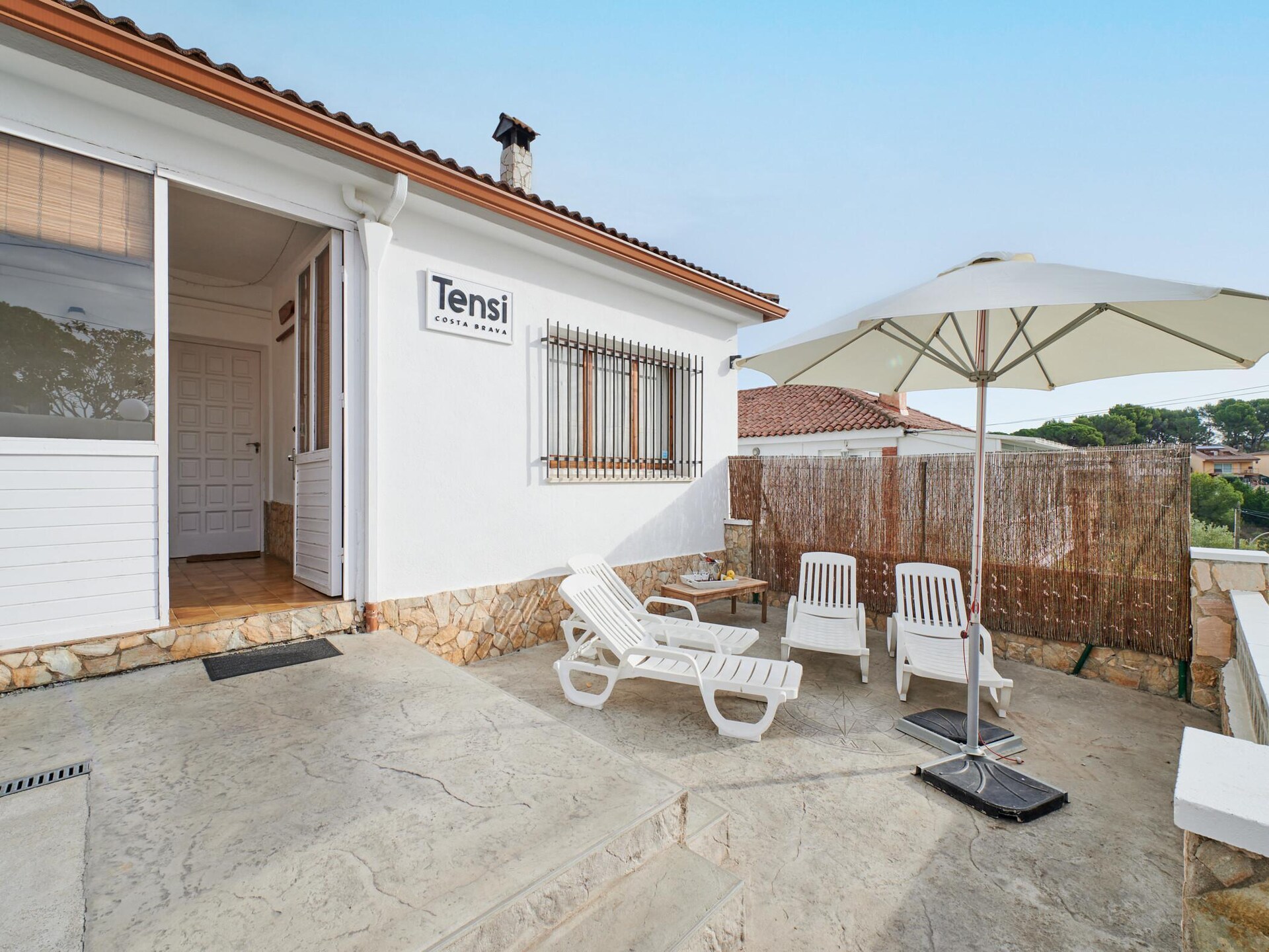 Privézwembad en rust in Villa Tensi, Blanes - foto 21