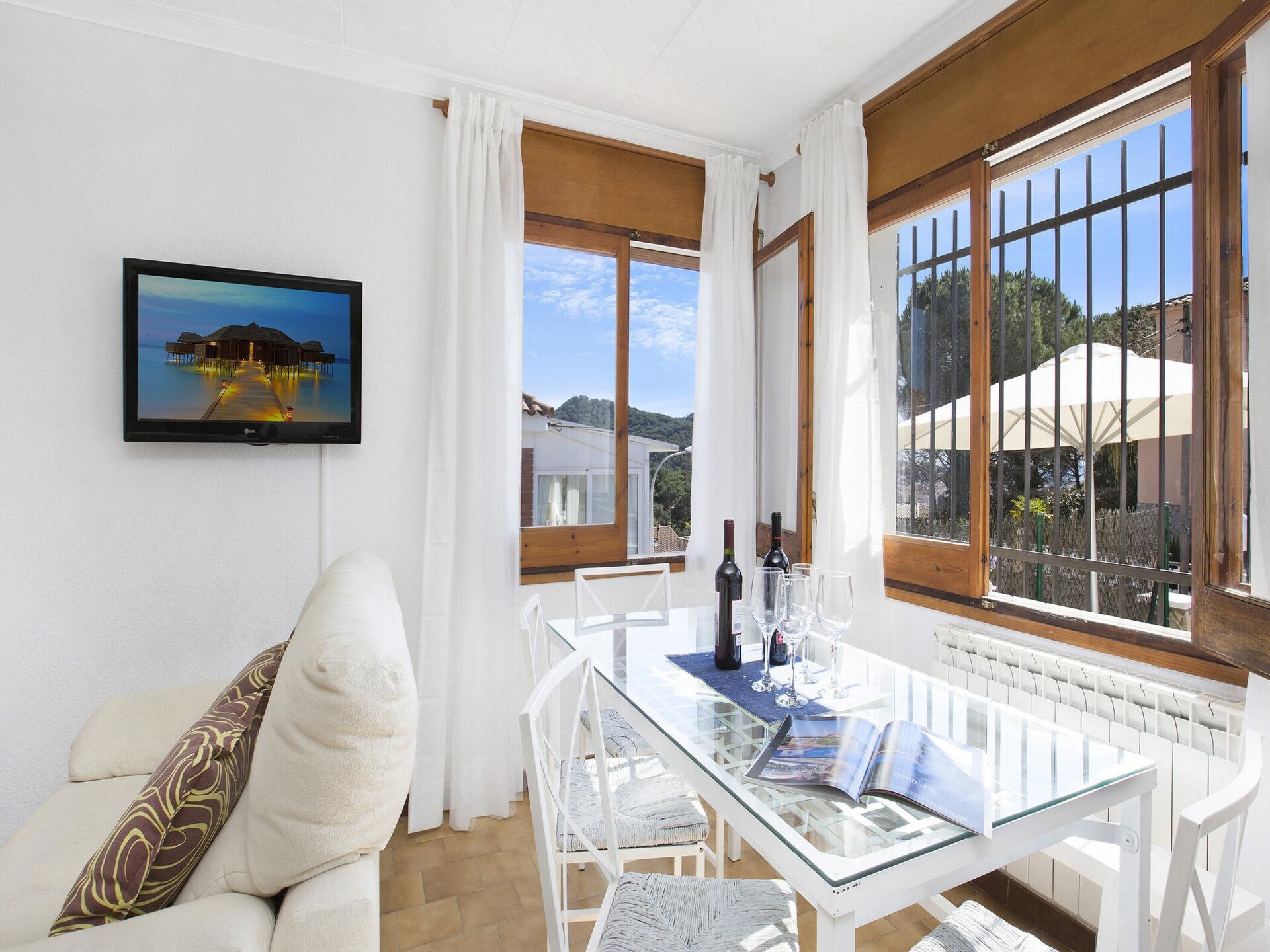 Privézwembad en rust in Villa Tensi, Blanes - foto 9