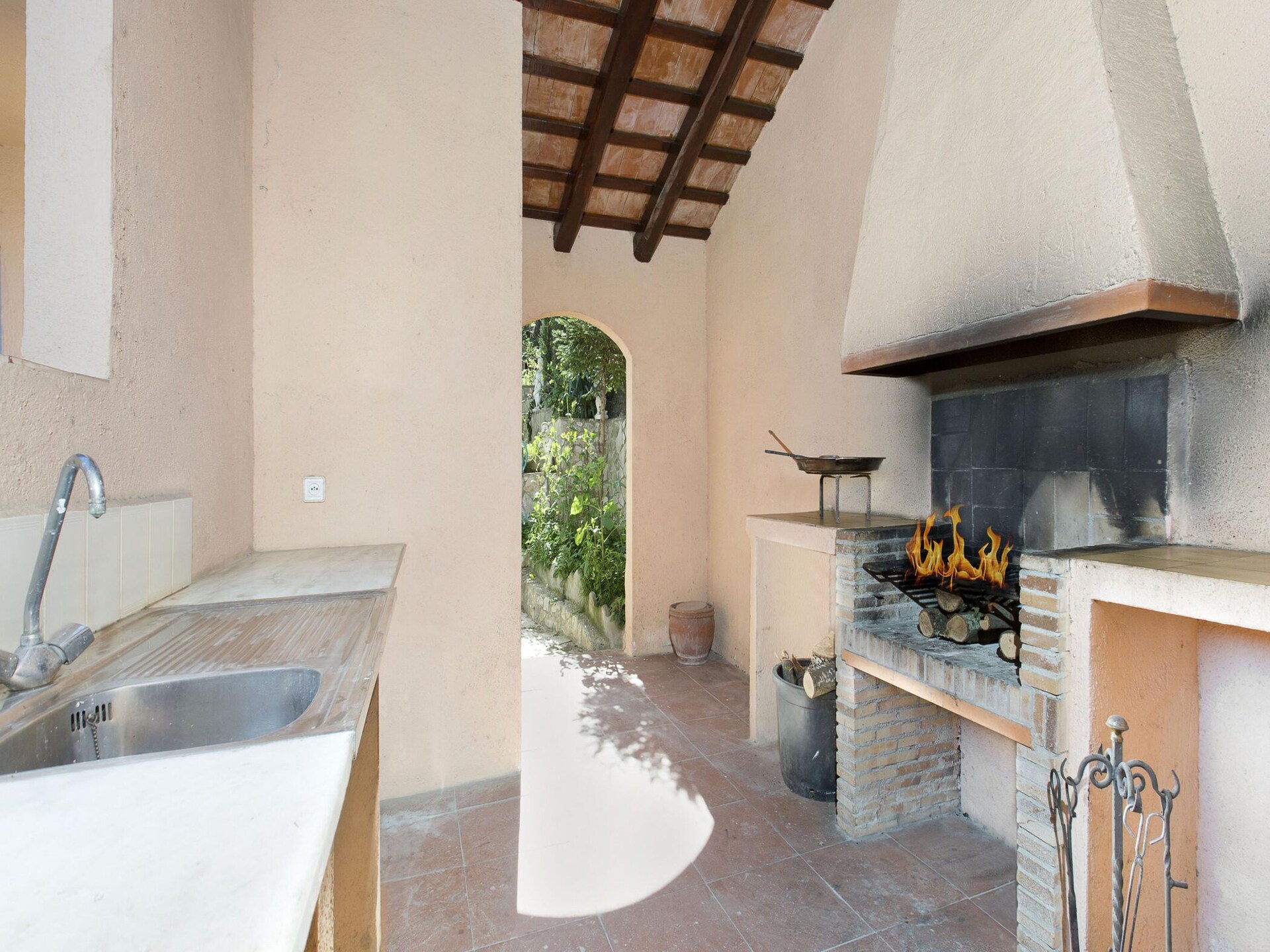 Privézwembad en rust in Villa Tensi, Blanes - foto 22
