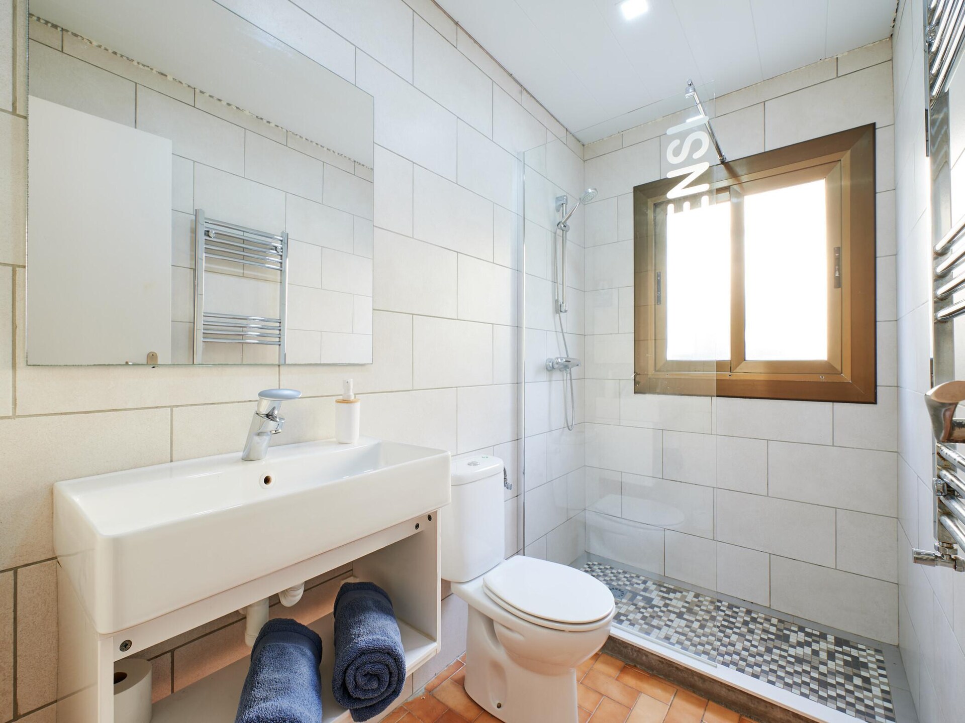 Privézwembad en rust in Villa Tensi, Blanes - foto 18