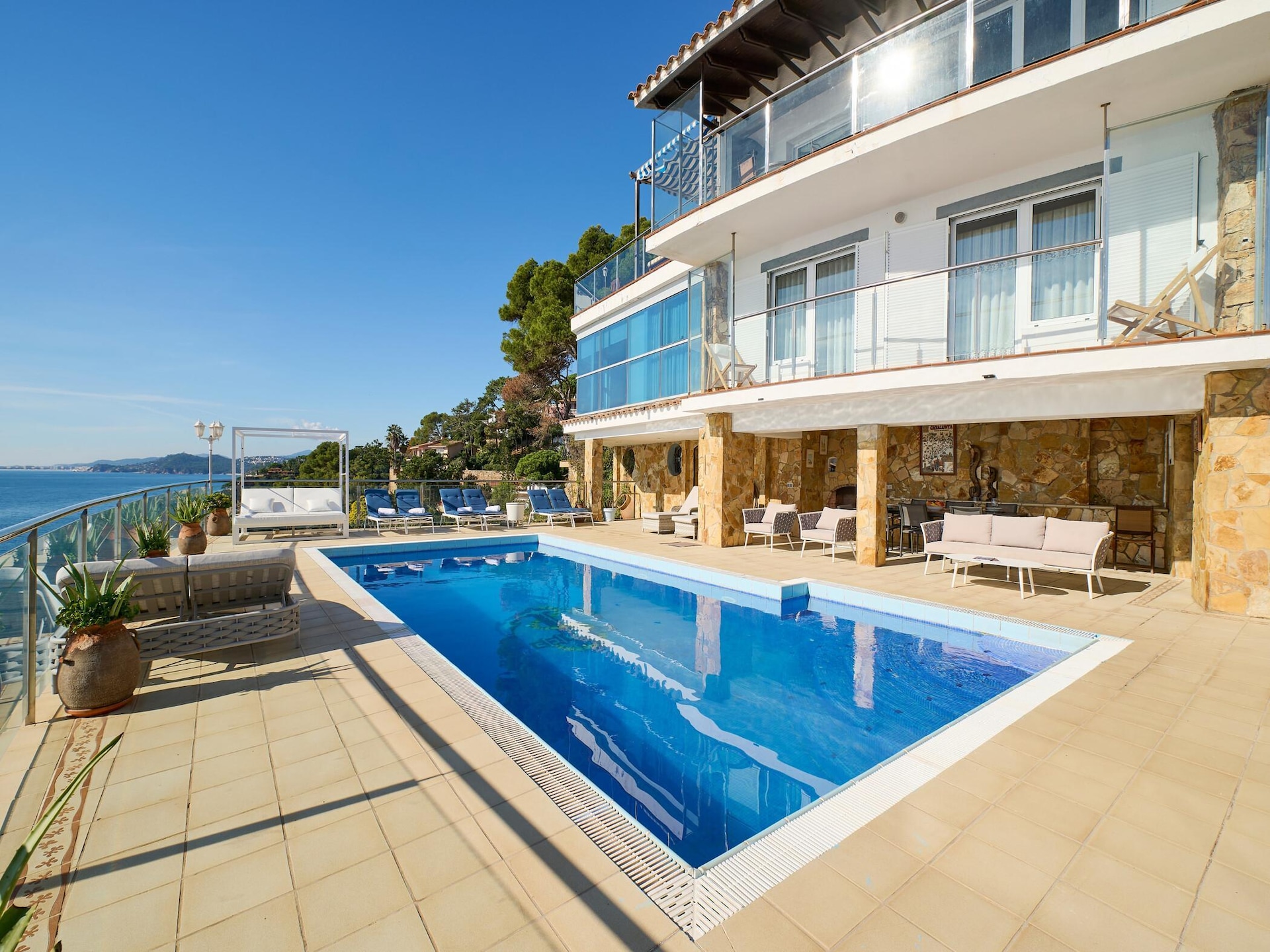 Op 1,5 km van het strand: Ruime villa Canyelles in Lloret de Mar - foto 6