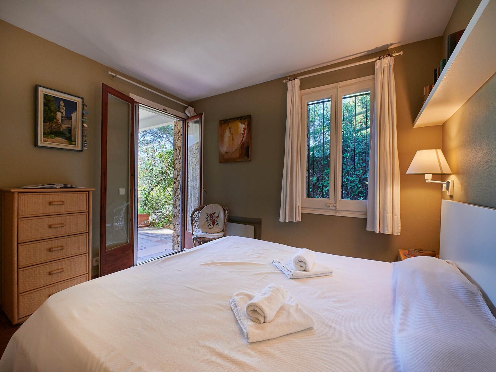 Ruim Appartement aan de Golfbaan in Llafranc, 500m van Strand - foto 13