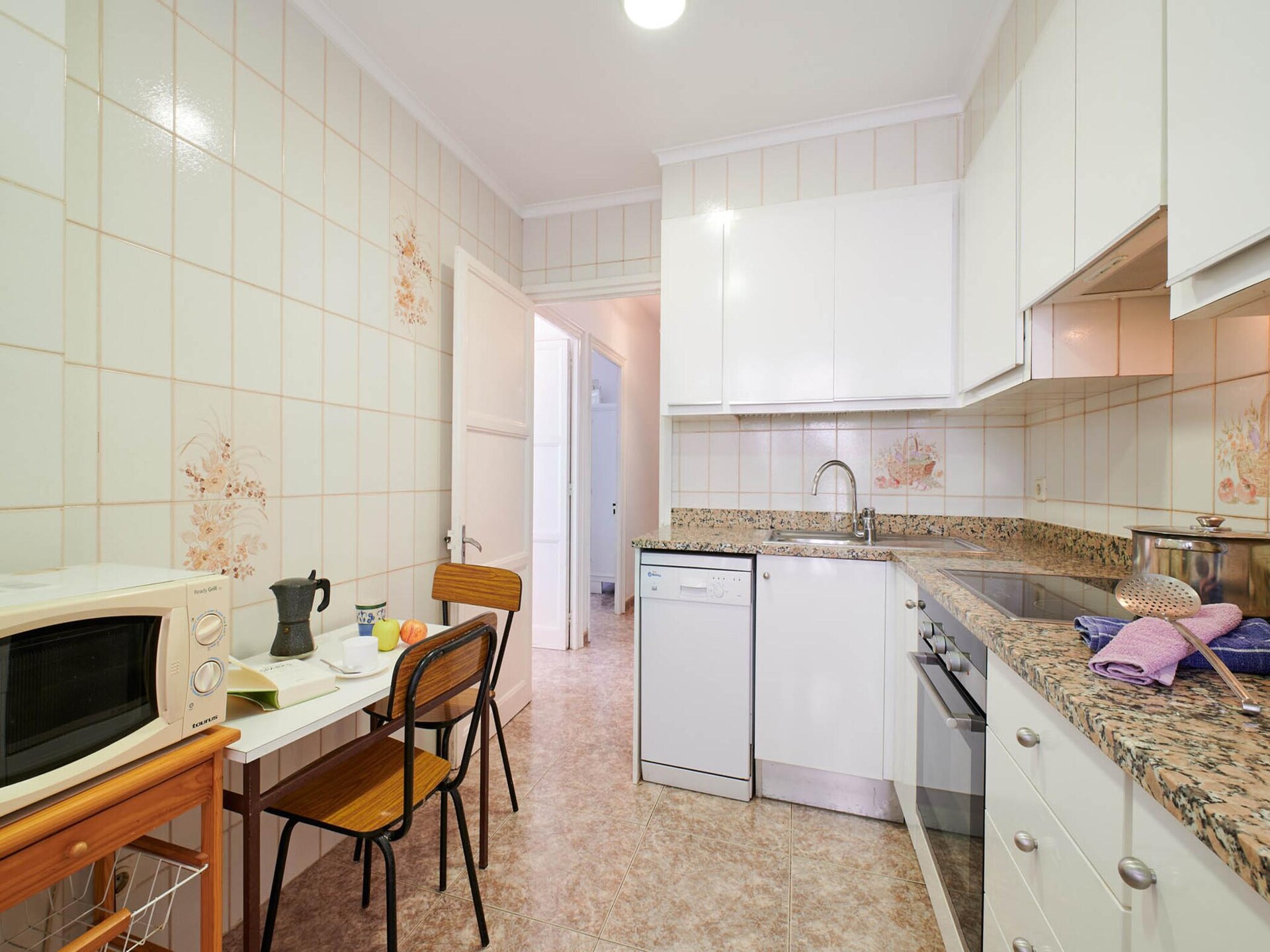 Aurora 4: Zonovergoten appartement op 50m van strand in Calella de Palafrugell - foto 9