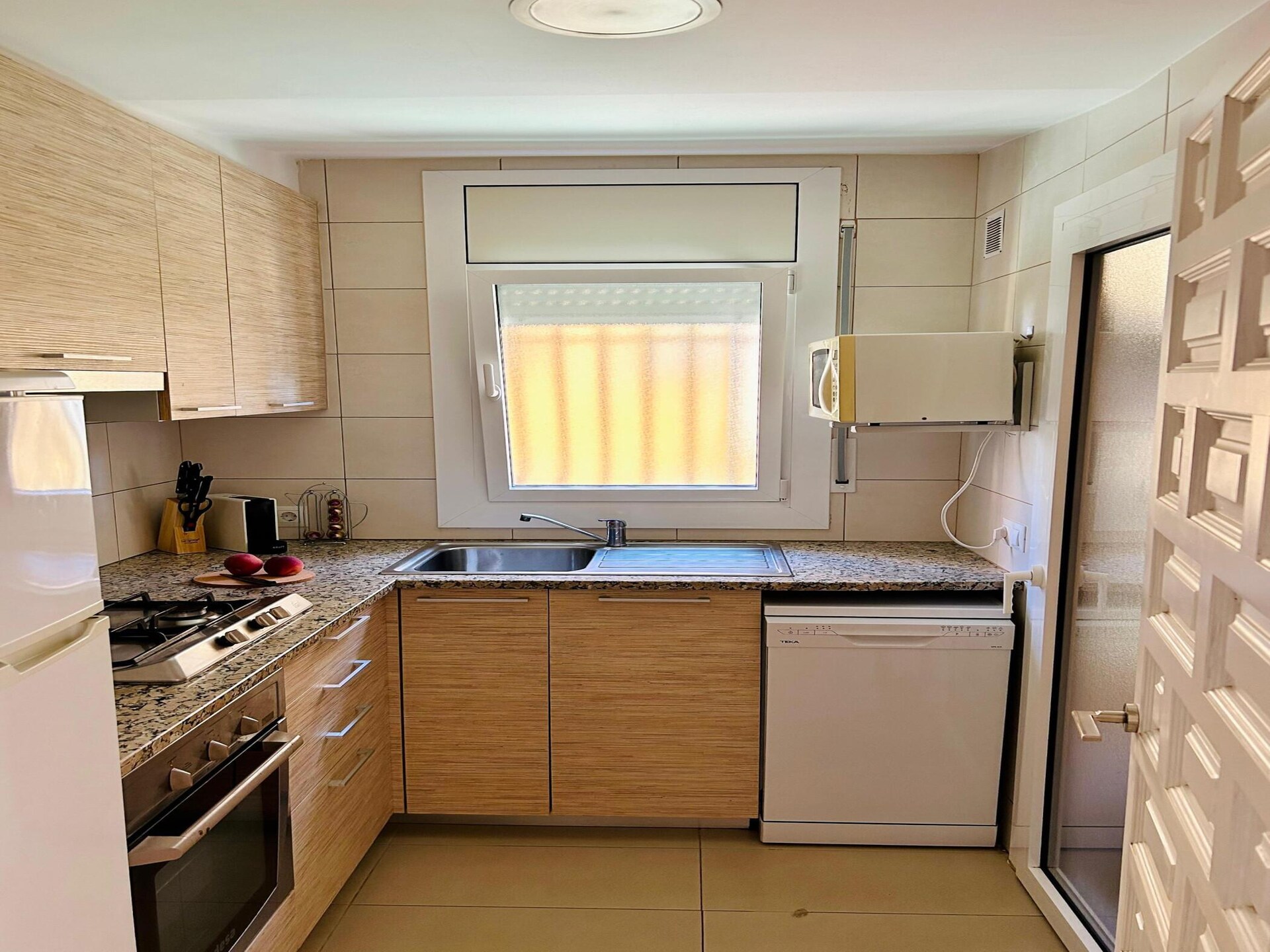 Rustiek appartement aan de golfbaan, 400m van strand in Calella - foto 3