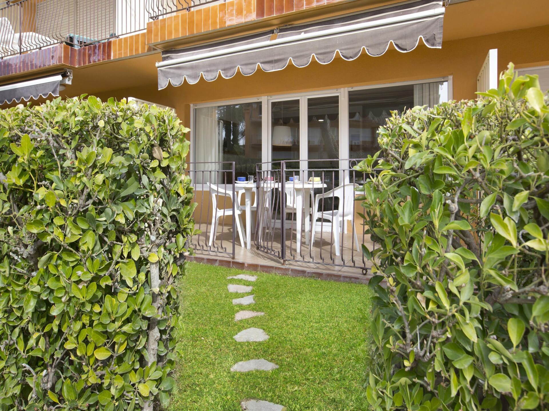 Rustiek appartement aan de golfbaan, 400m van strand in Calella - foto 6