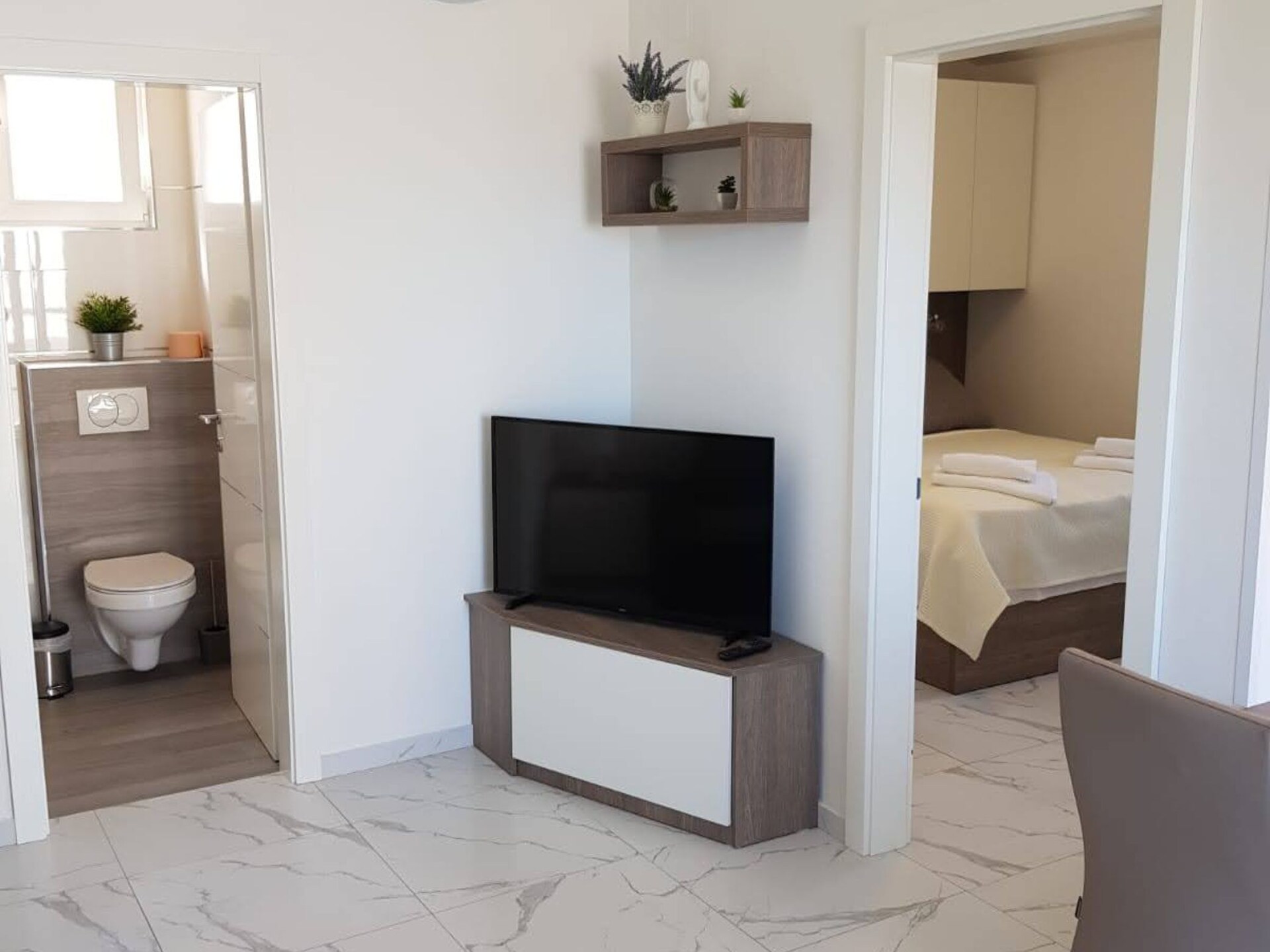 Knusse studio met balkon op 800 meter van het strand in Novalja - foto 4