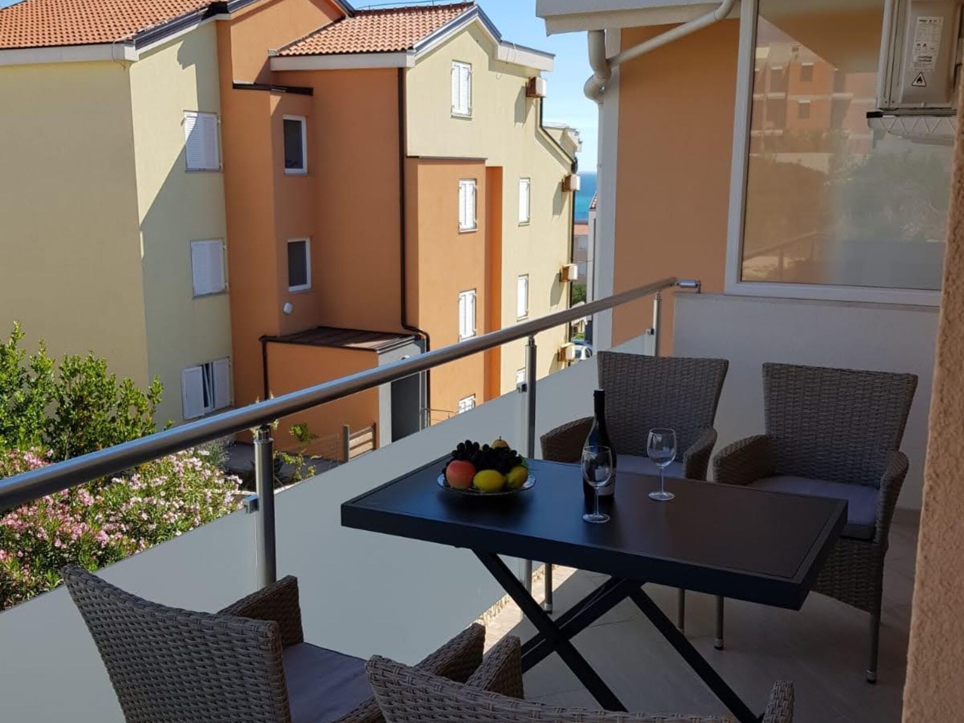 Stijlvol appartement in Novalja met zwembad, vlak bij zee - foto 9