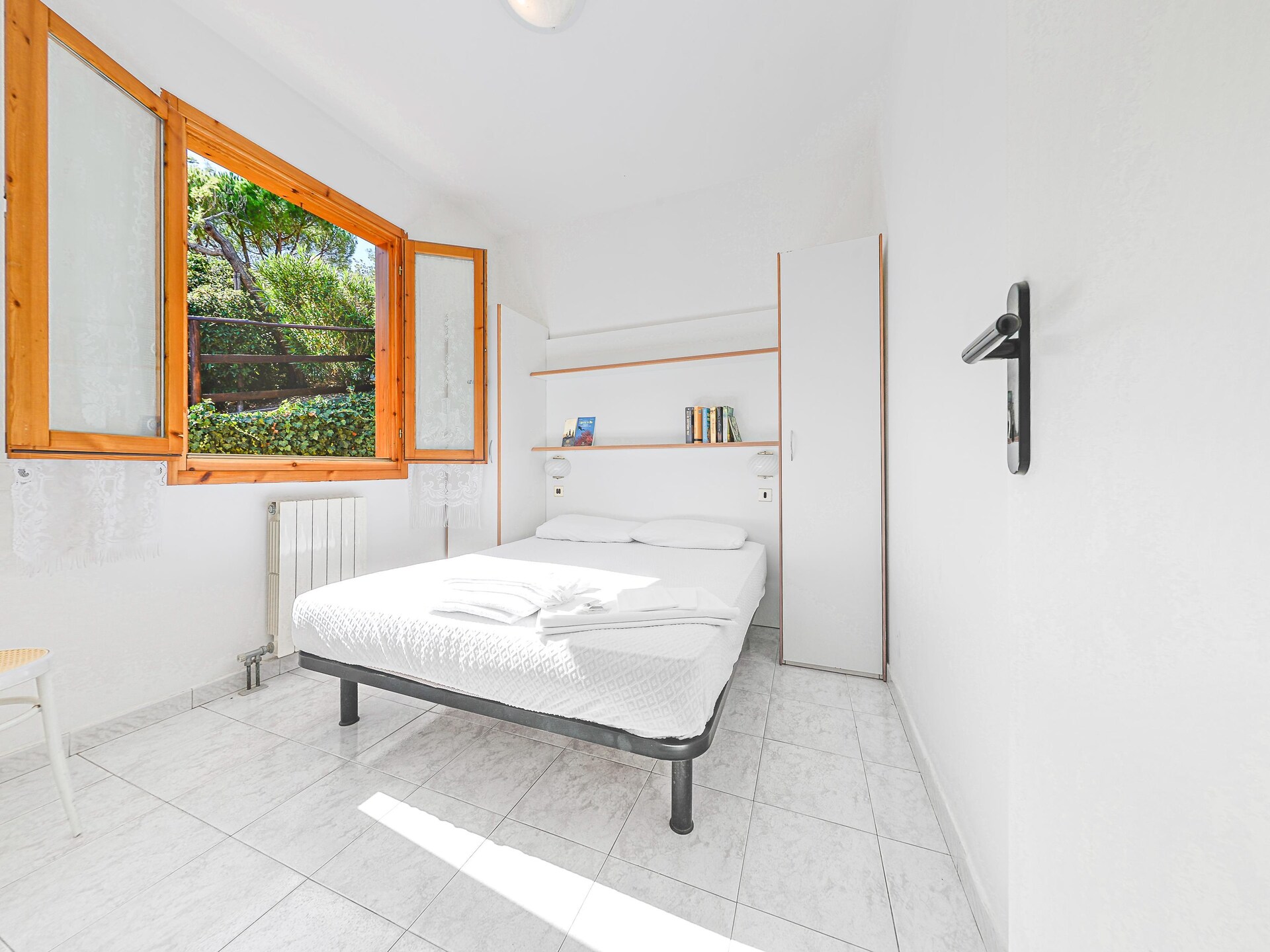 Rustiek appartement voor 6 op groene heuvel bij Andora, vlakbij zee - foto 3