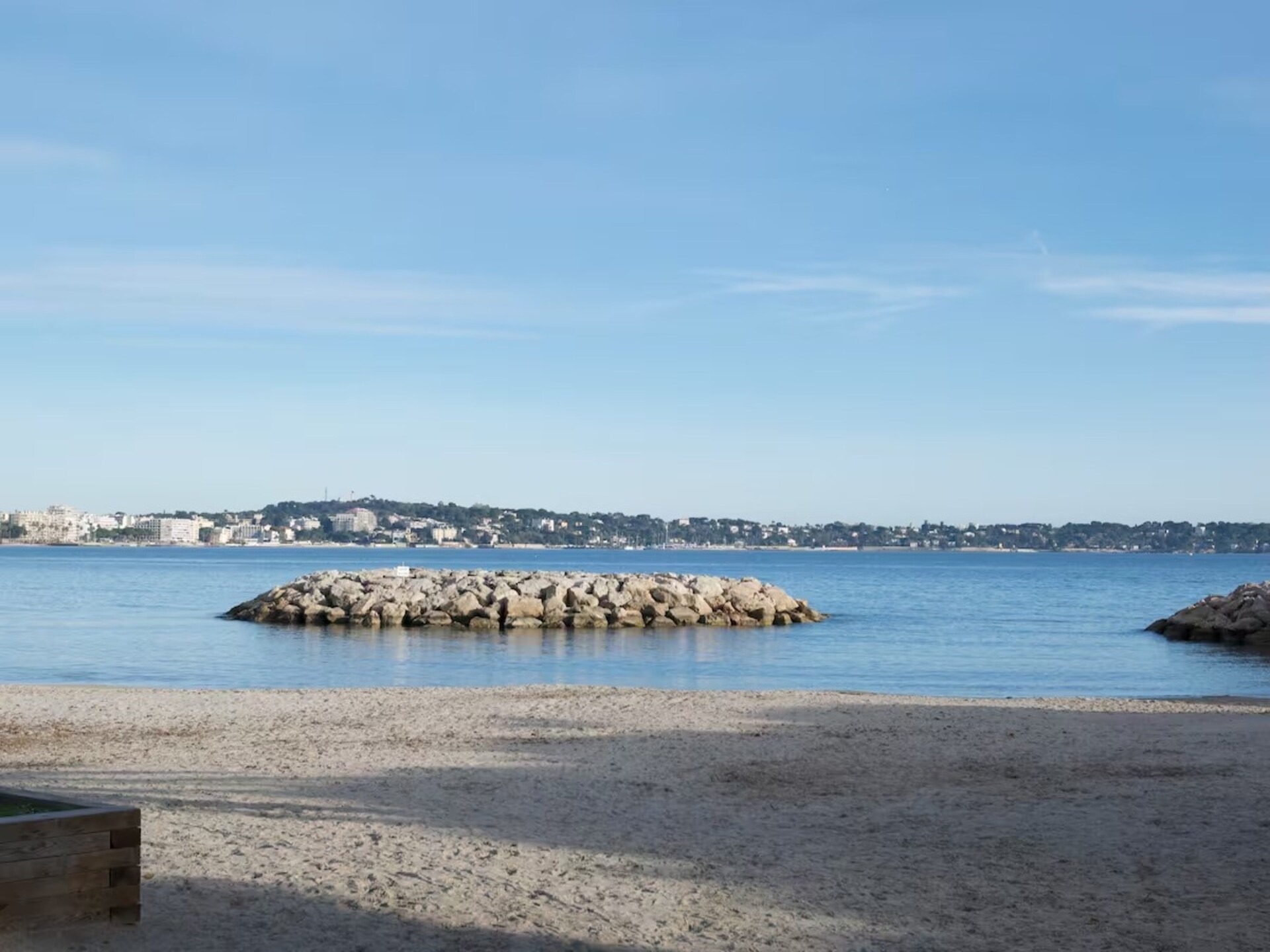 Appartement met zeezicht in Golfe-Juan, vlakbij strand en Cannes - foto 29