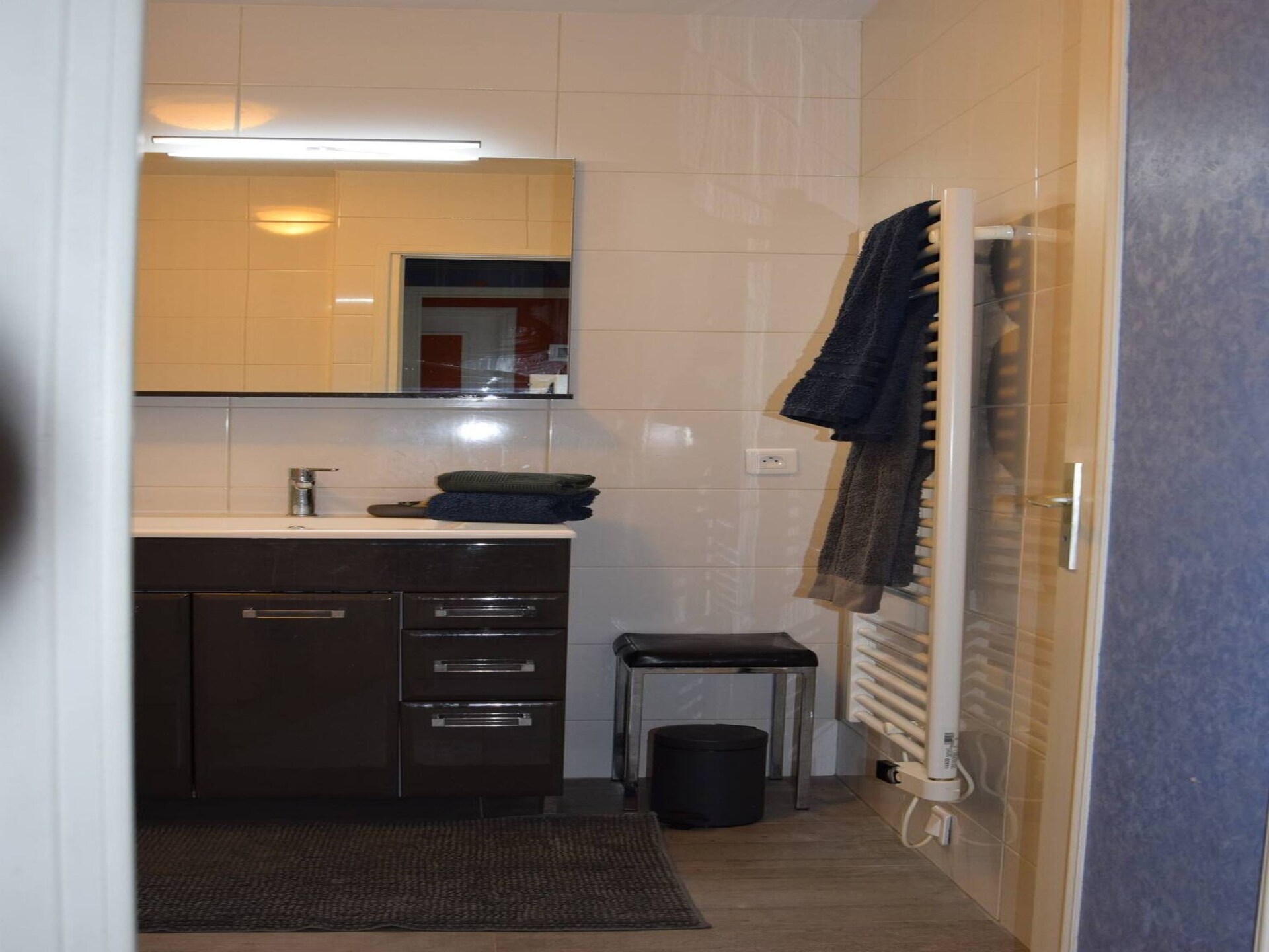 Appartement met zeezicht in Golfe-Juan, vlakbij strand en Cannes - foto 12