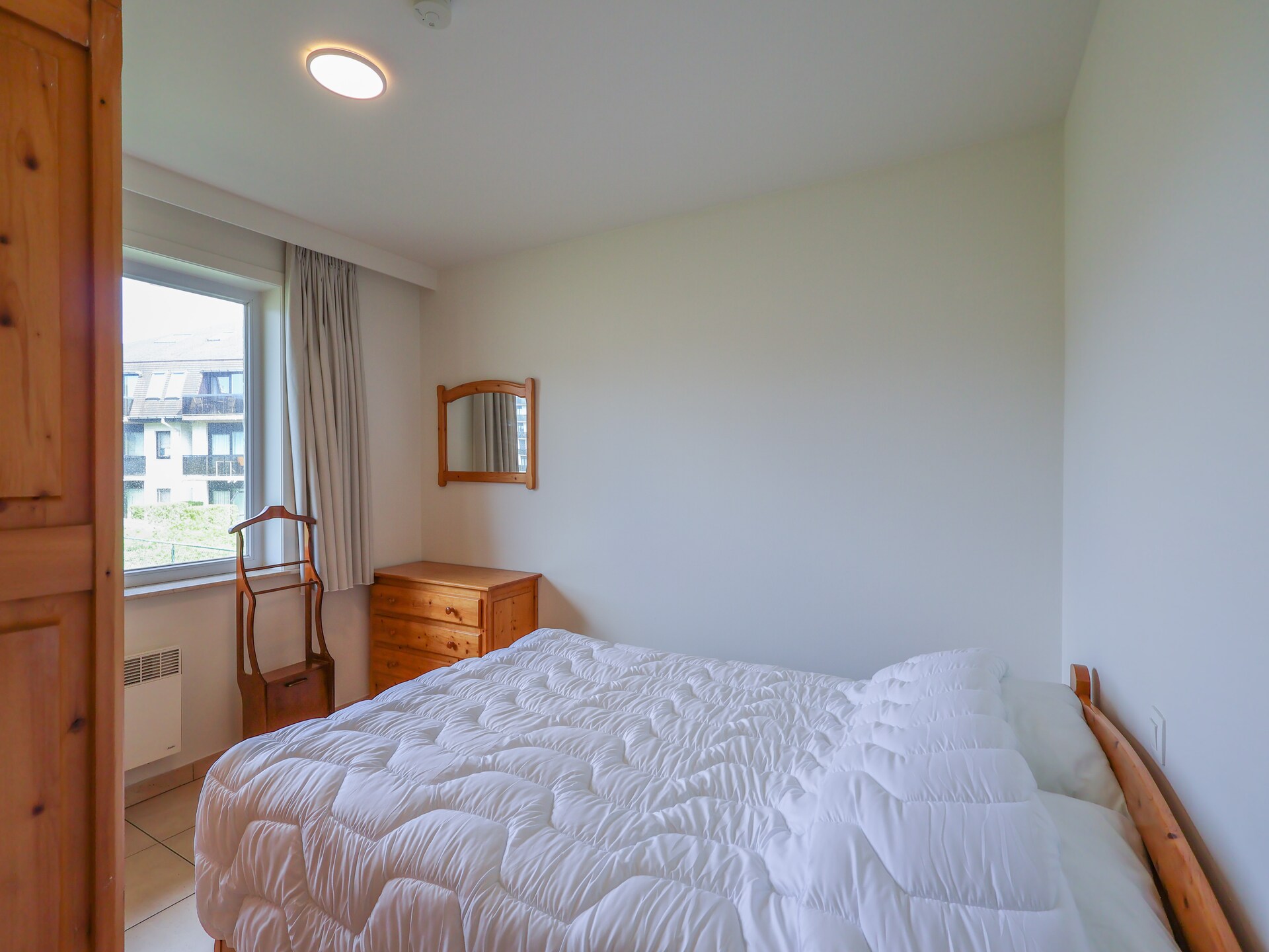 6-persoons hoekappartement Oostduinkerke met garagebox, 1 km van golfbaan - foto 9