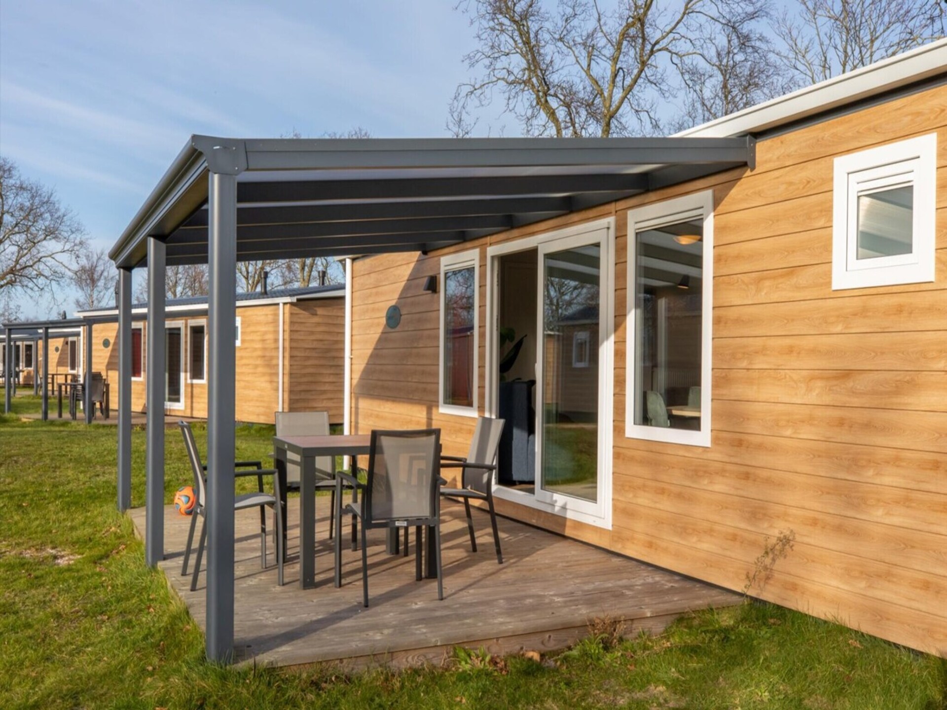 Luxe chalet Bosdier op Camping de Duinhoeve – rust, natuur en comfort - foto 9
