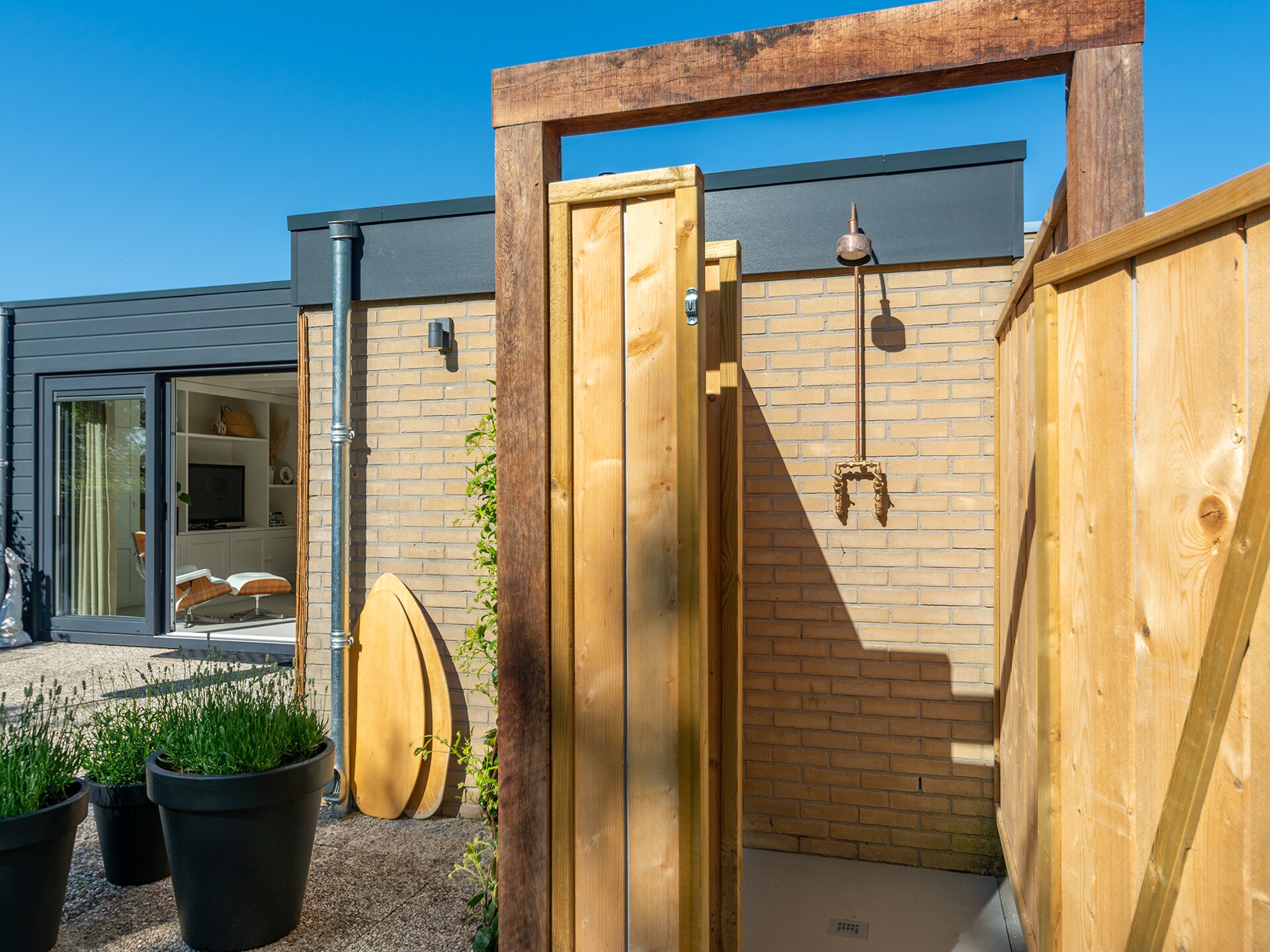 Beach Bungalow Sint aan Zee: Scandinavisch design bij het Noordzeestrand - foto 23