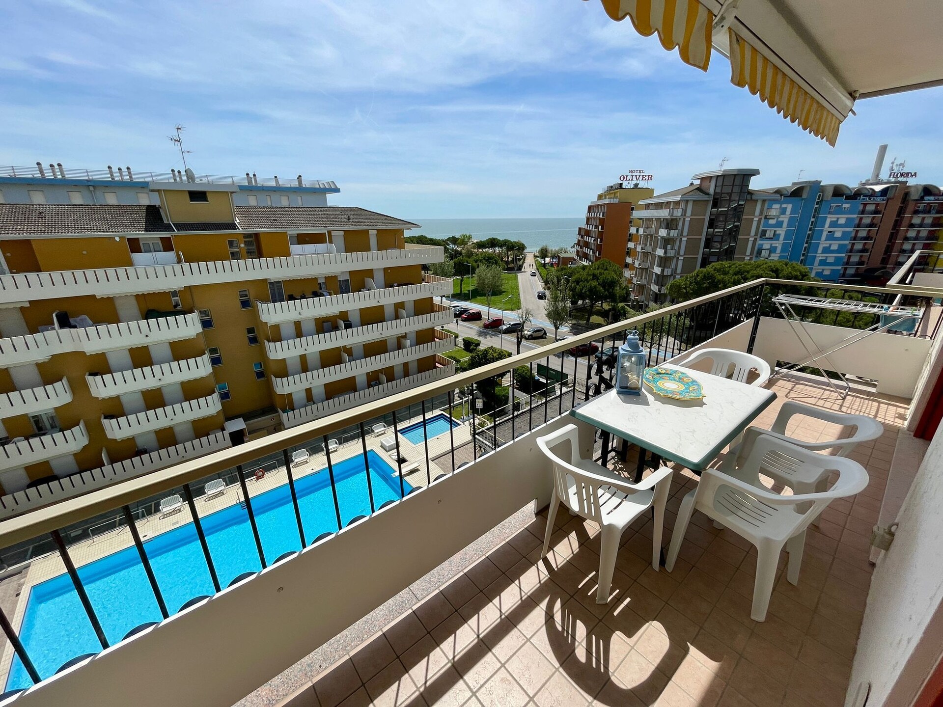 Zonovergoten appartement met zwembad op 50 meter van zee in Porto Santa Margherita - foto 23