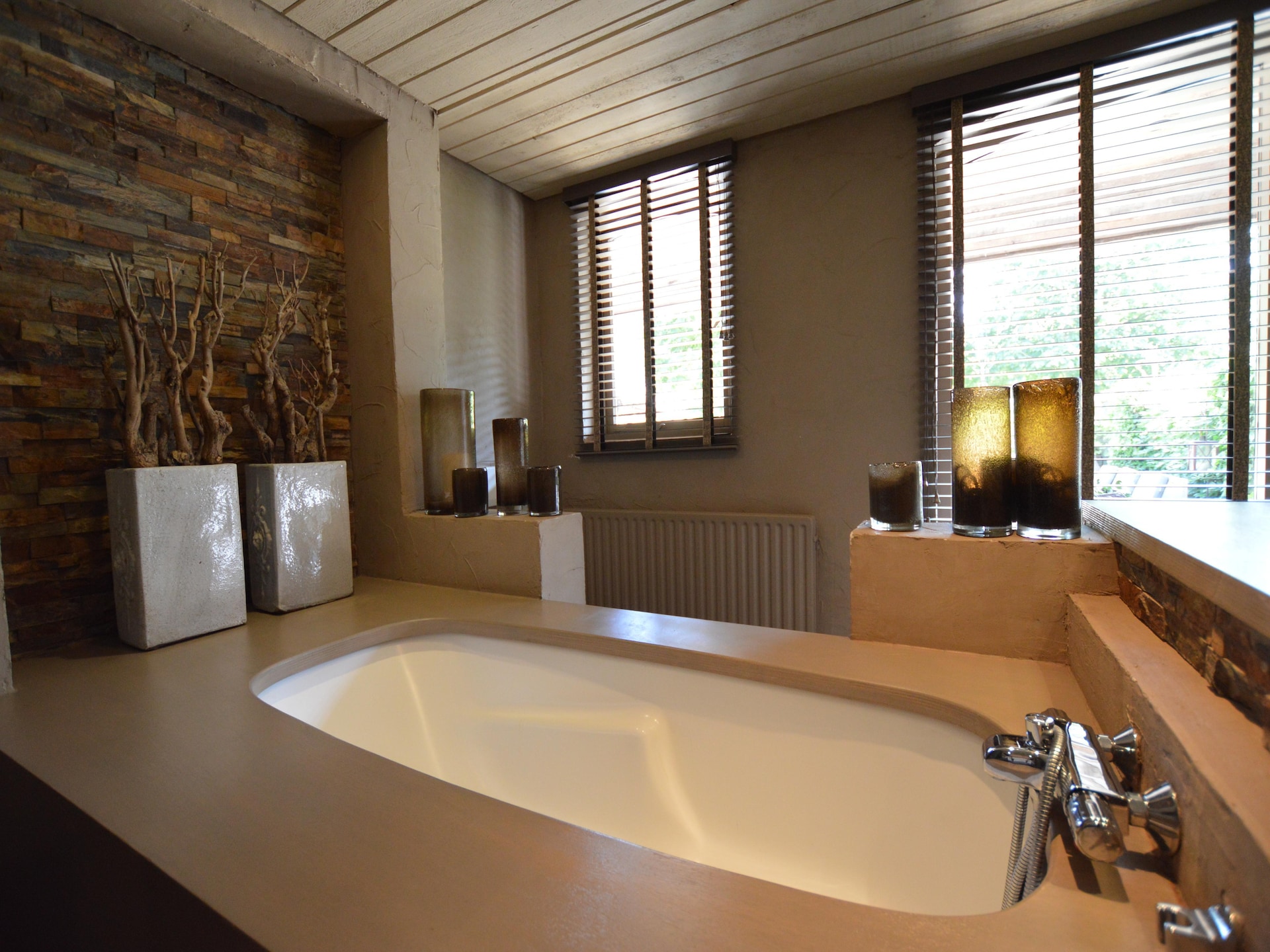 Prachtige bosvilla met privé zwembad, sauna en jacuzzi in Alphen (6p) - foto 23