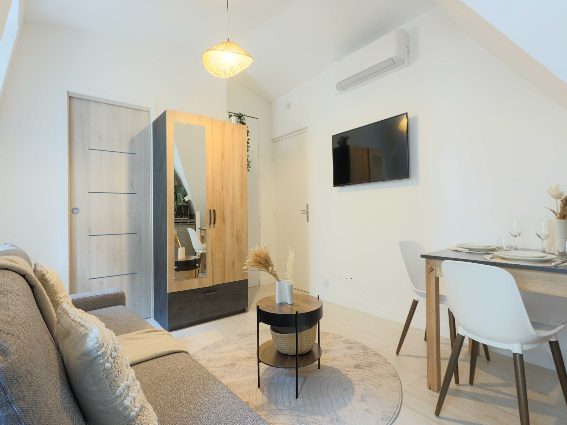 Compacte moderne studio nabij Parijs met airco en WiFi - foto 4